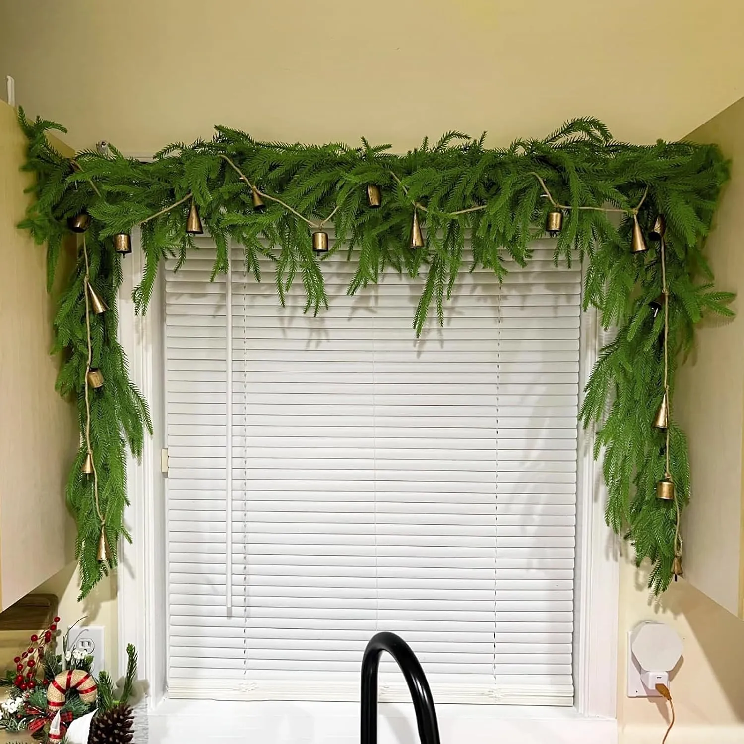 Pre-Lit Norfolk Pine Garland Set – 5 FT Garland + Warm White LED Lights