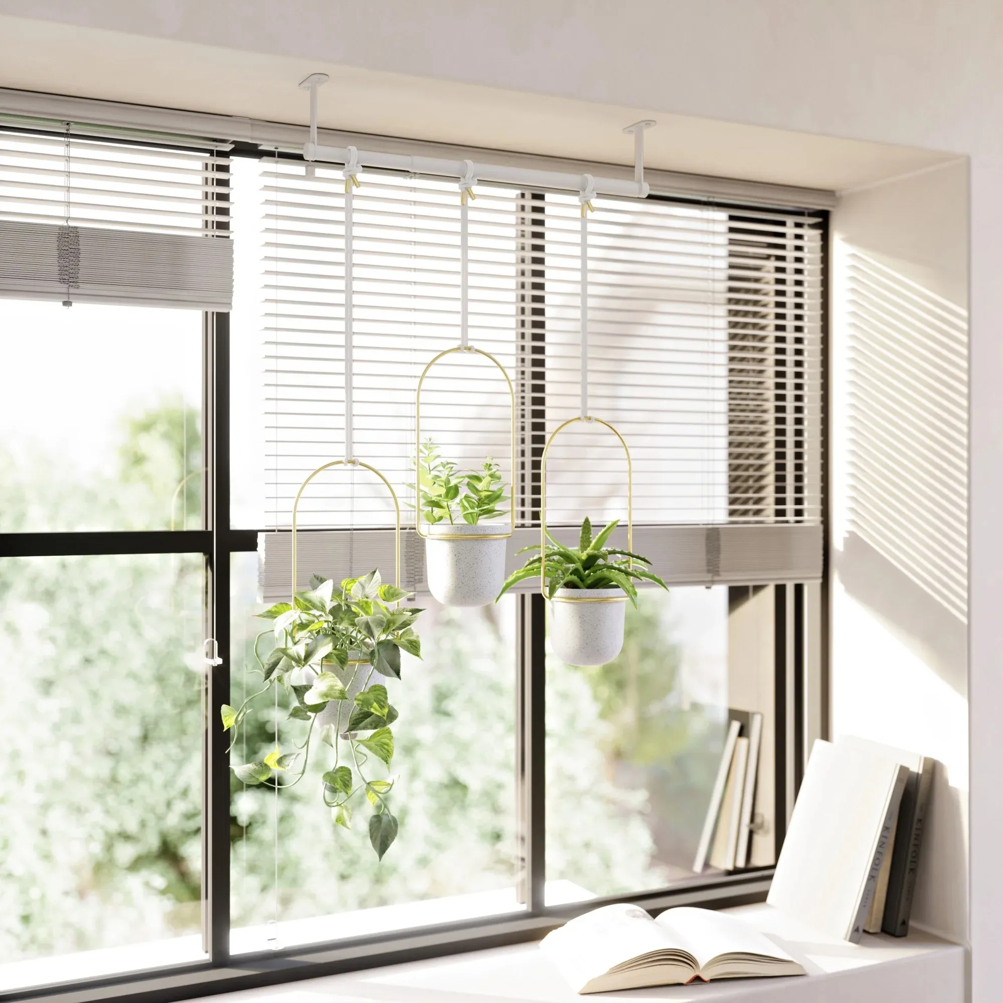 Verstellbarer hängender Fenster-Pflanzenhalter mit Metallstangen und 3 Töpfen für drinnen und draußen