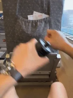 ☕ Manual Coffee Grinder — Smooth Hand Crank Burr Grinder demonstration