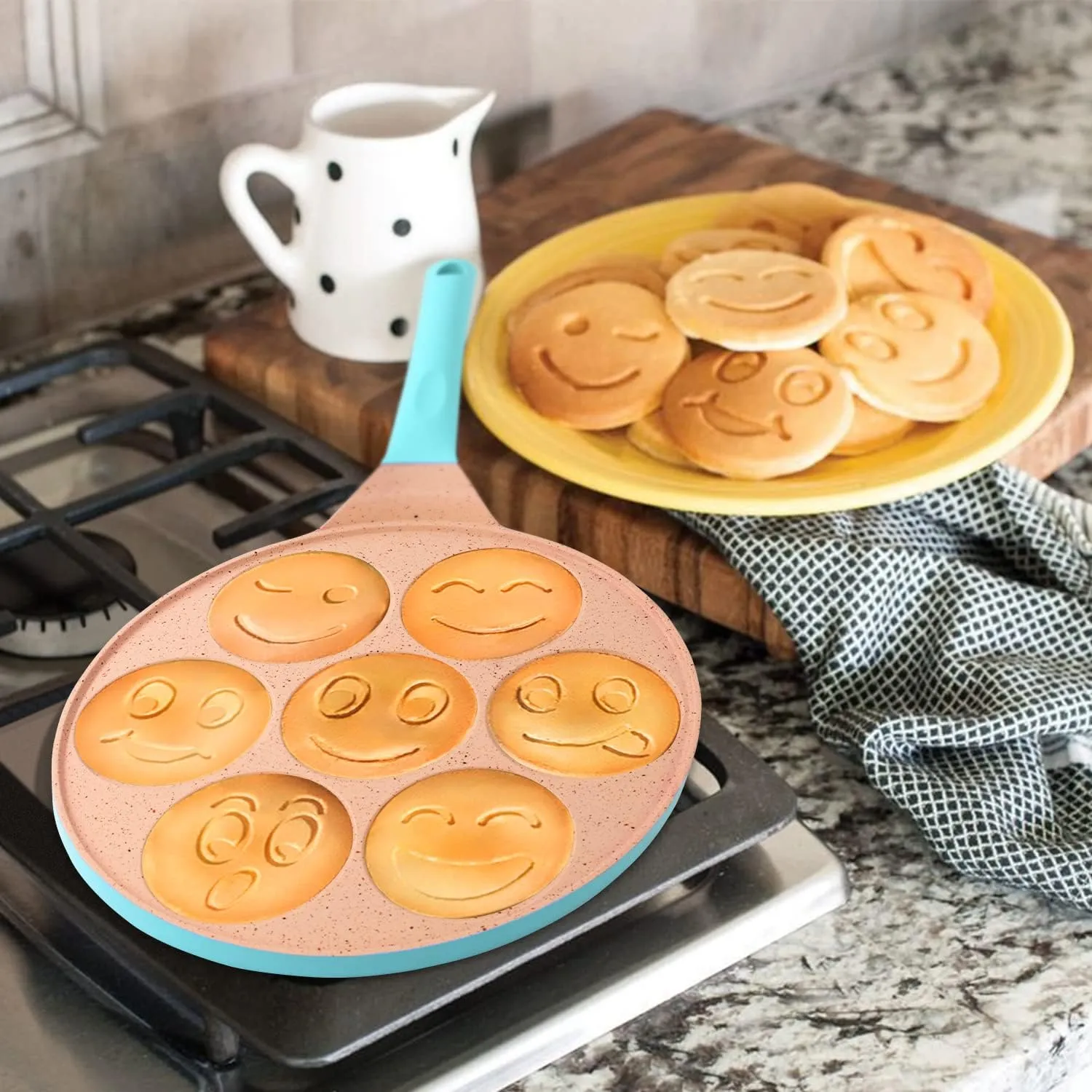 Frühstückspfanne mit 7 Smiley-Mulden