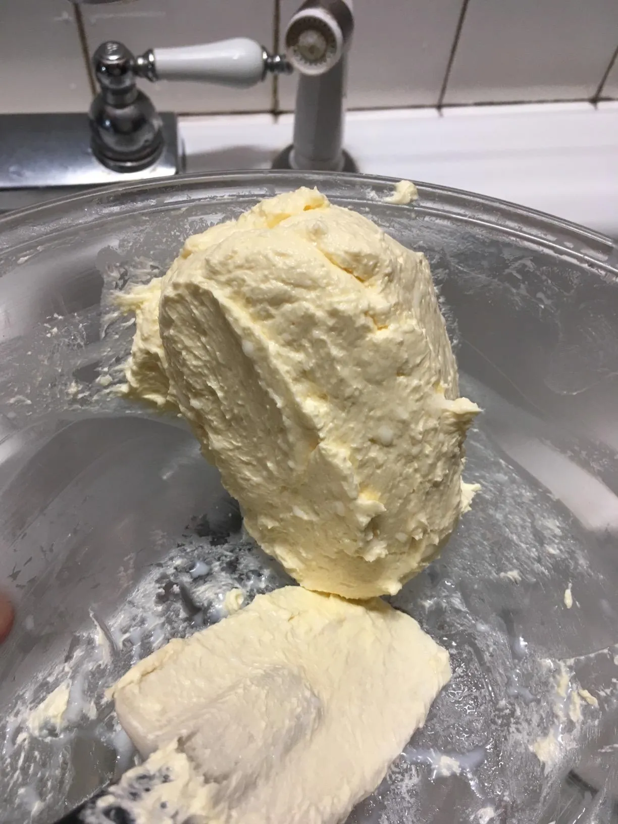 Bathe butter three times before molding .