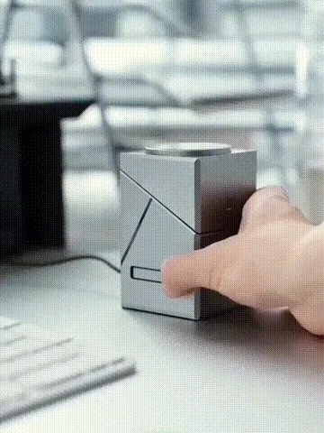 ⚡ 3-in-1 Portable Magnetic Wireless Charging Stand demonstration