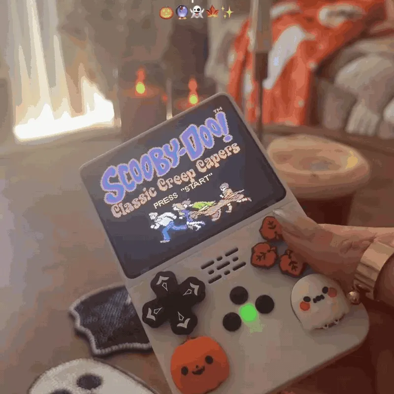 Pocket arcade gameplay demonstration