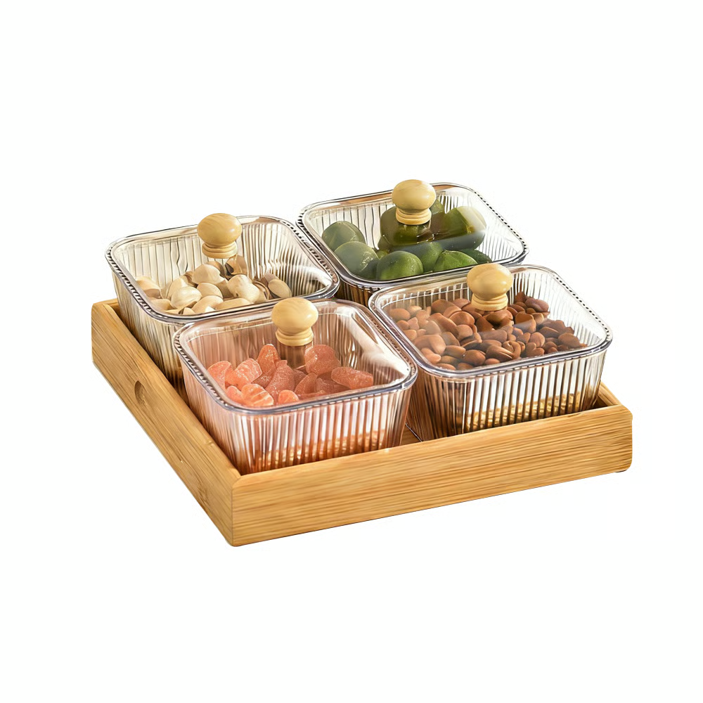 Quadratische Snackgläser mit Deckeln und Holztablett im Set