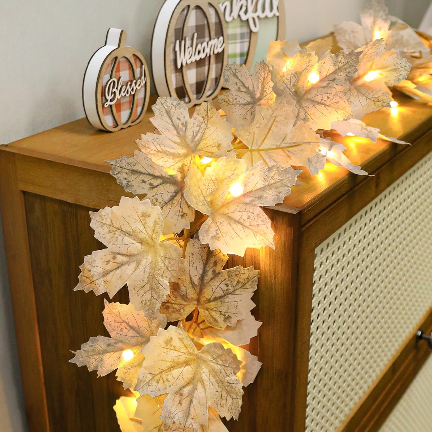 Batteriebetriebene Ahornblatt-Lichtergirlande in Warmweiß