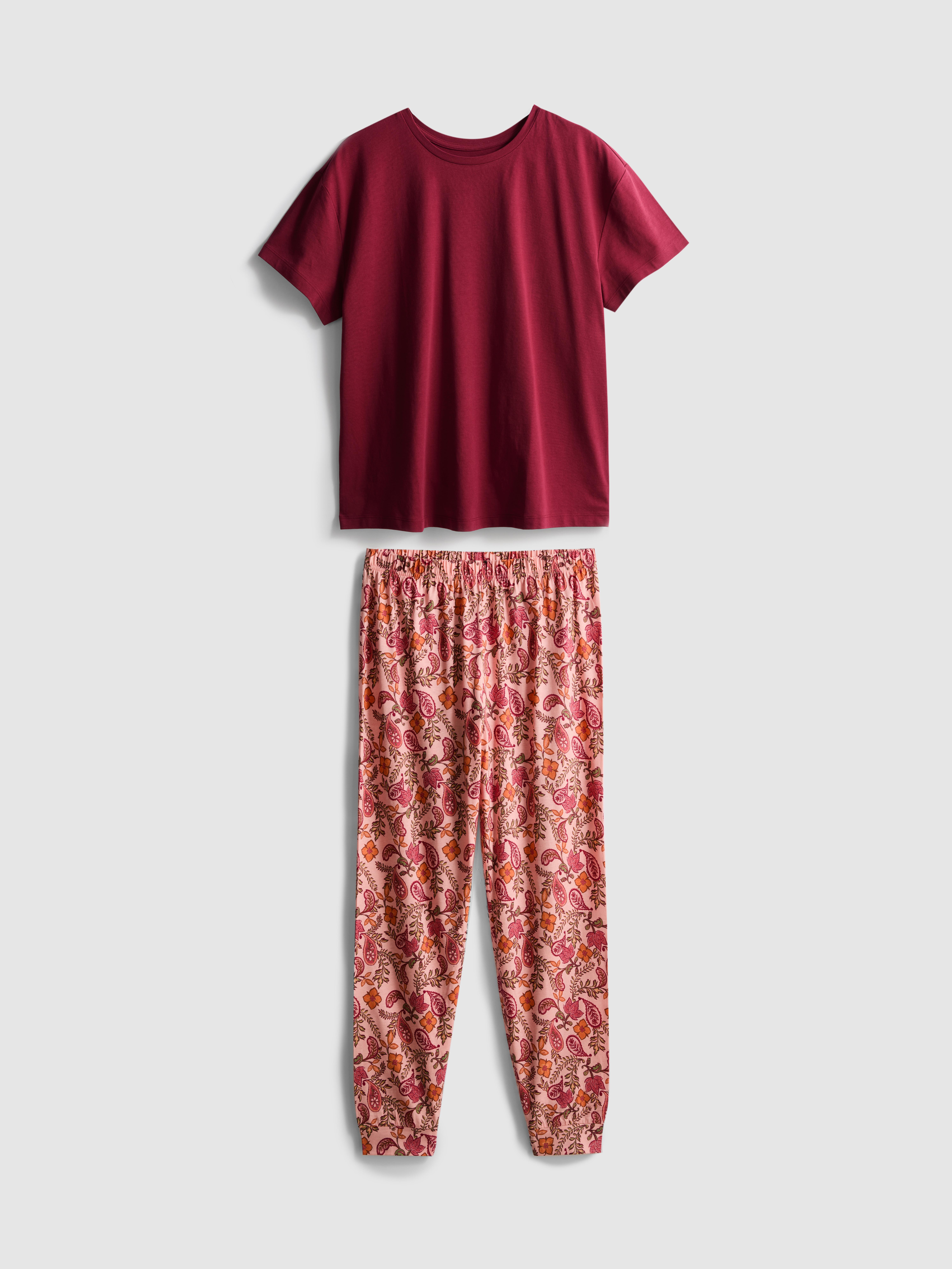 Graphic T-Shirt Pajamas