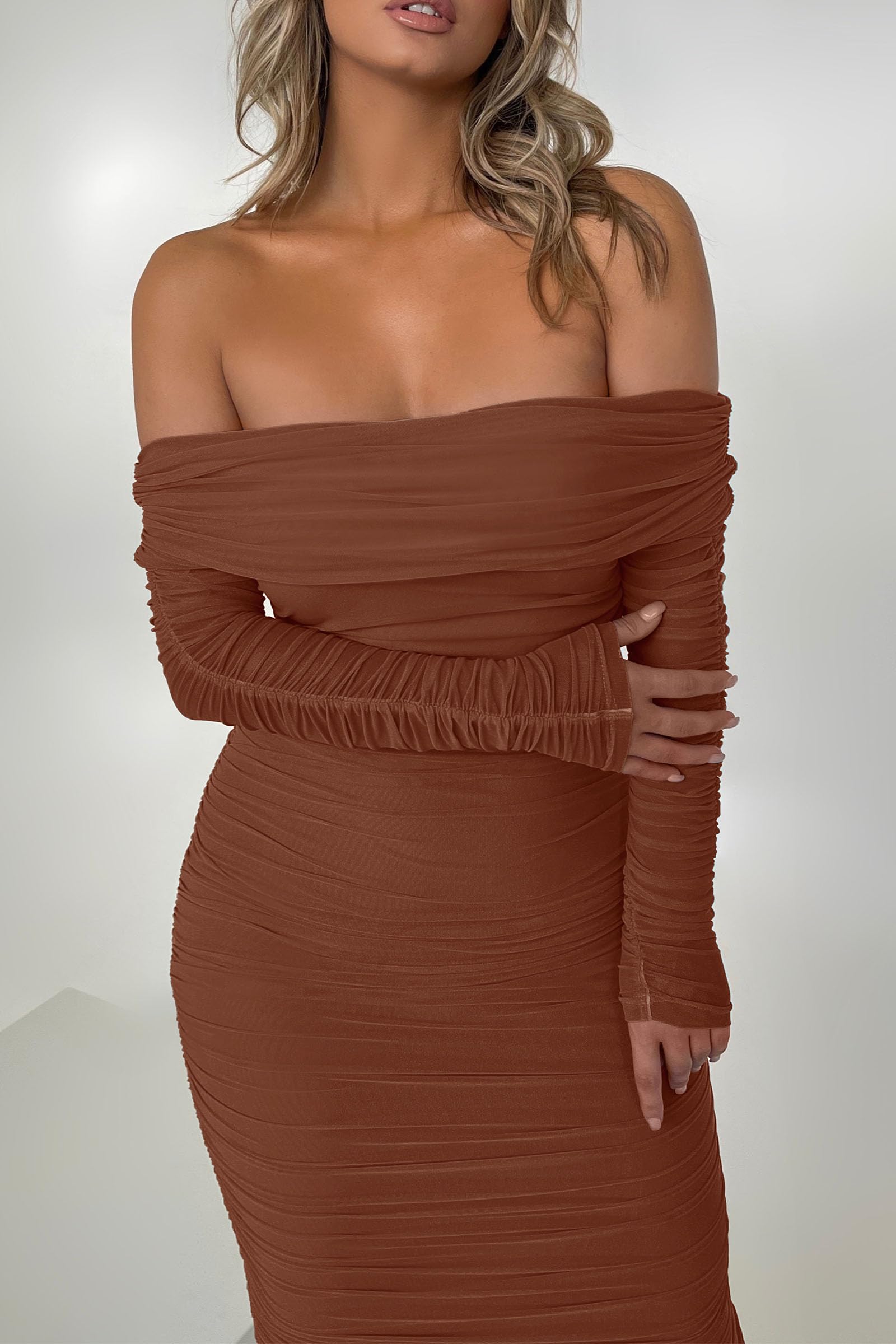 Women's Off the Shoulder Maxi Bodycon Dress, Caramel,S