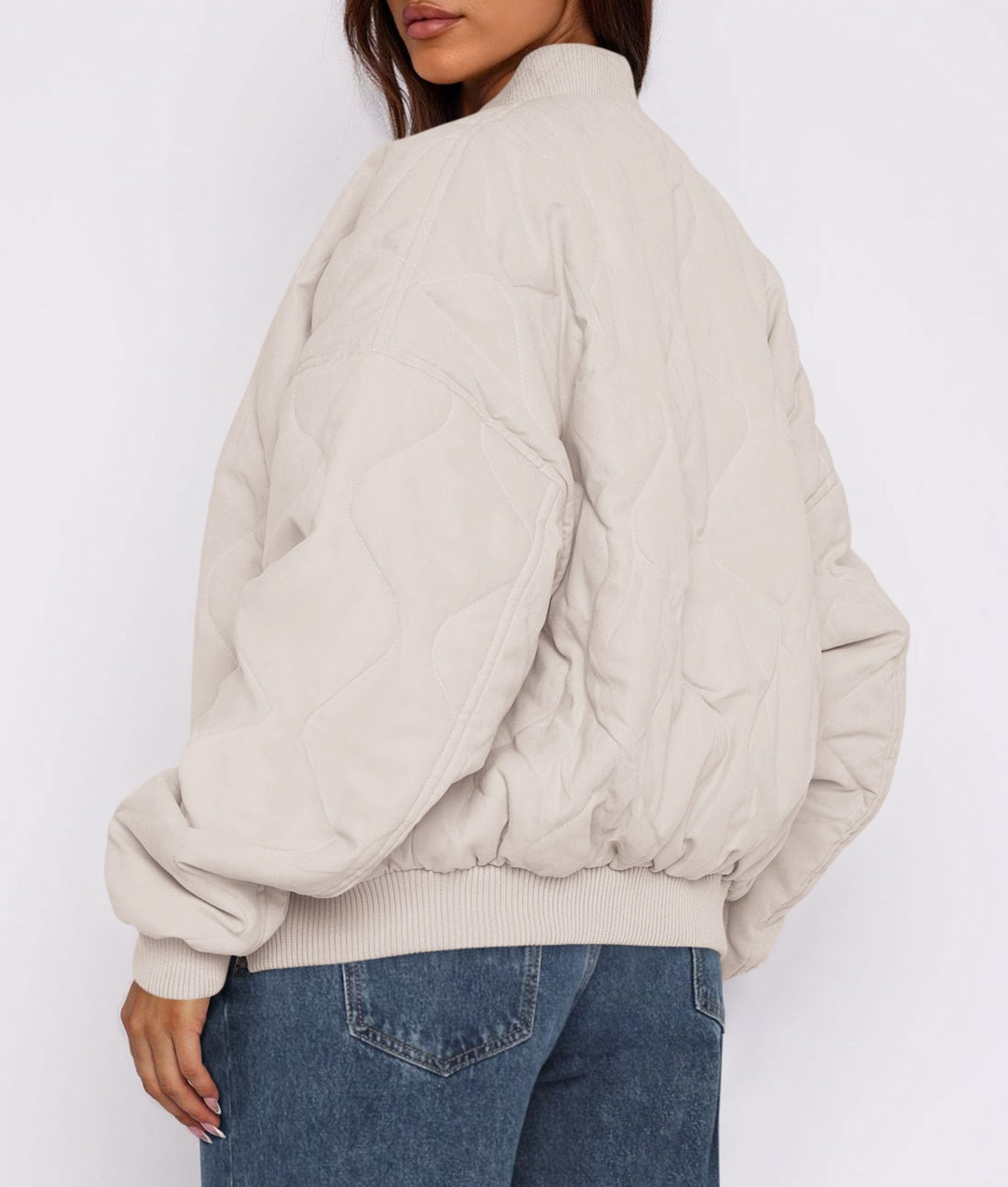 Women's Quilted Bomber Jacket Fall Fashion 2026 Lightweight Cropped Zip up Outerwear Winter Puffer Coats Pockets (Beige,Small)