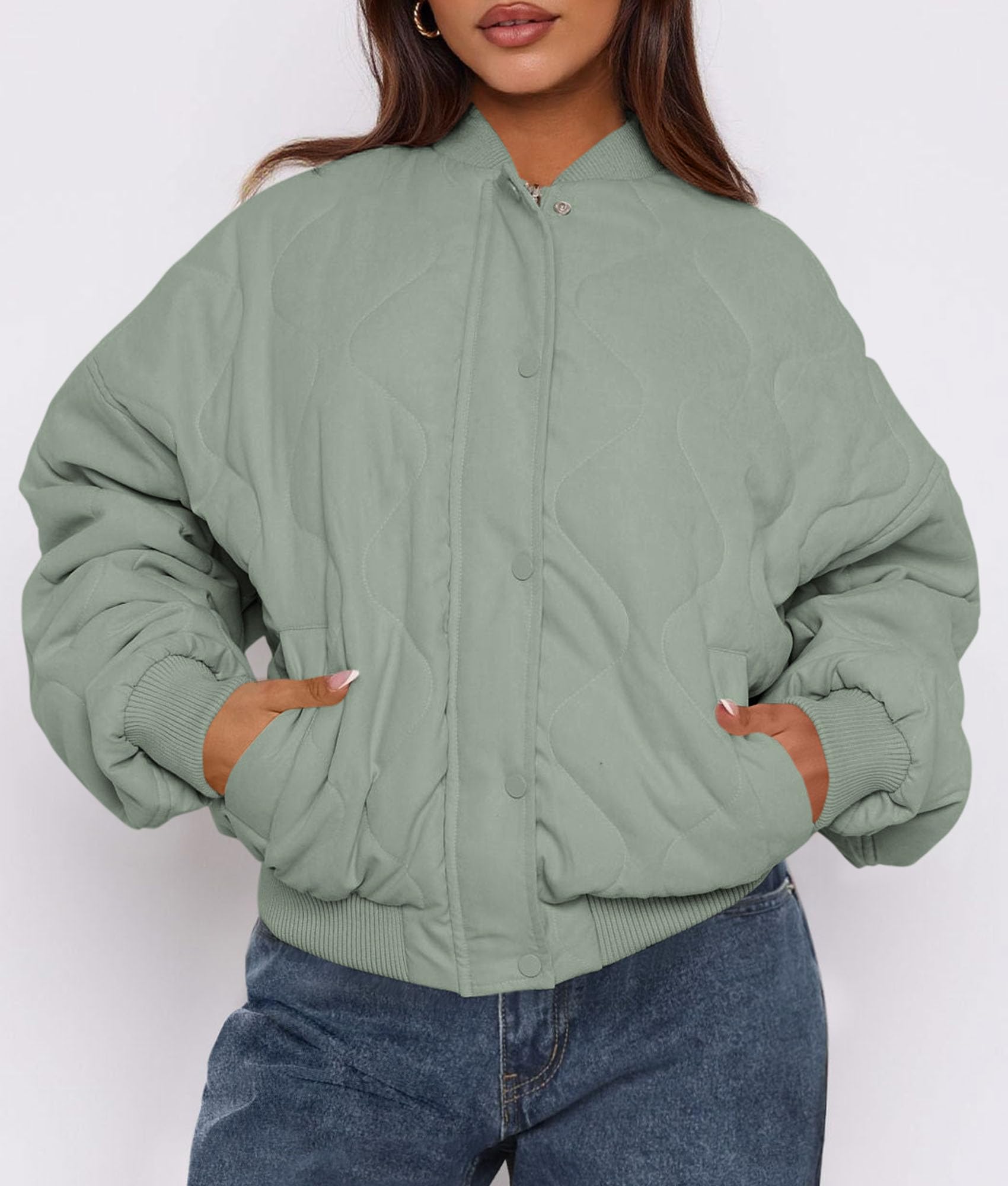 Women's Quilted Bomber Jacket Fall Fashion 2026 Lightweight Cropped Zip up Outerwear Winter Puffer Coats Pockets (Sage Green,Small)
