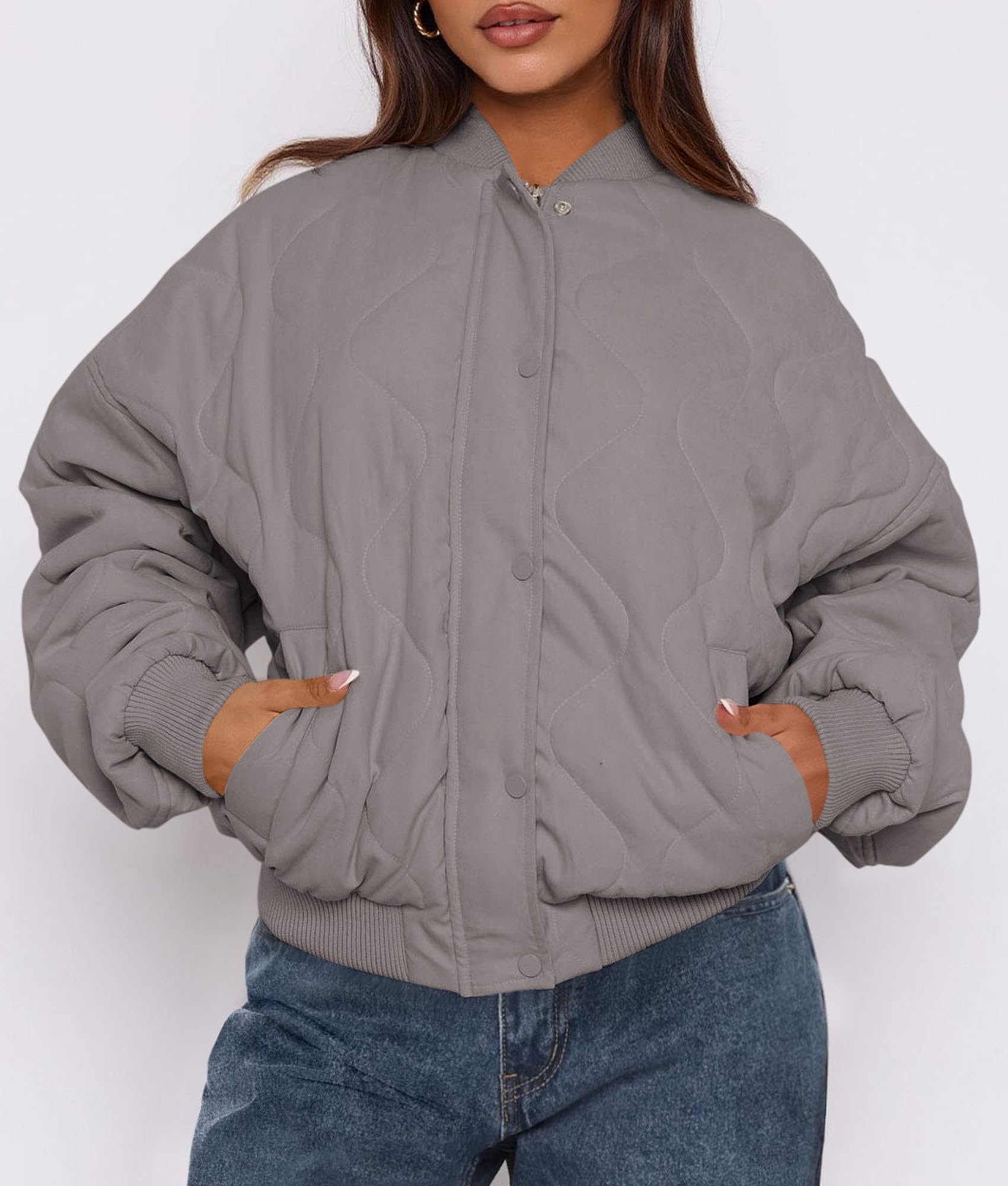 Women's Quilted Bomber Jacket Fall Fashion 2026 Lightweight Cropped Zip up Outerwear Winter Puffer Coats Pockets (Grey,Small)