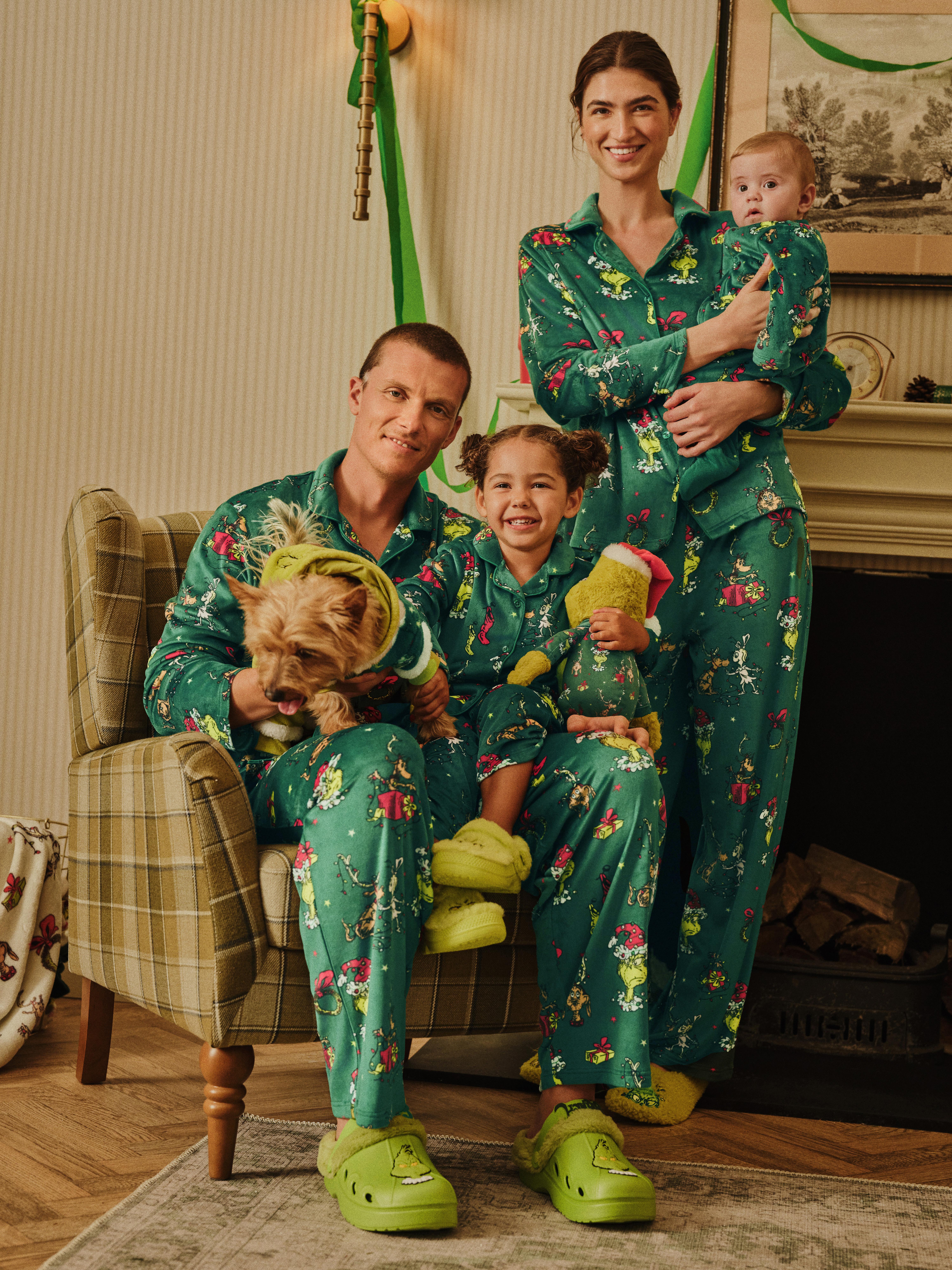 Women’s The Grinch Family Christmas Pajamas