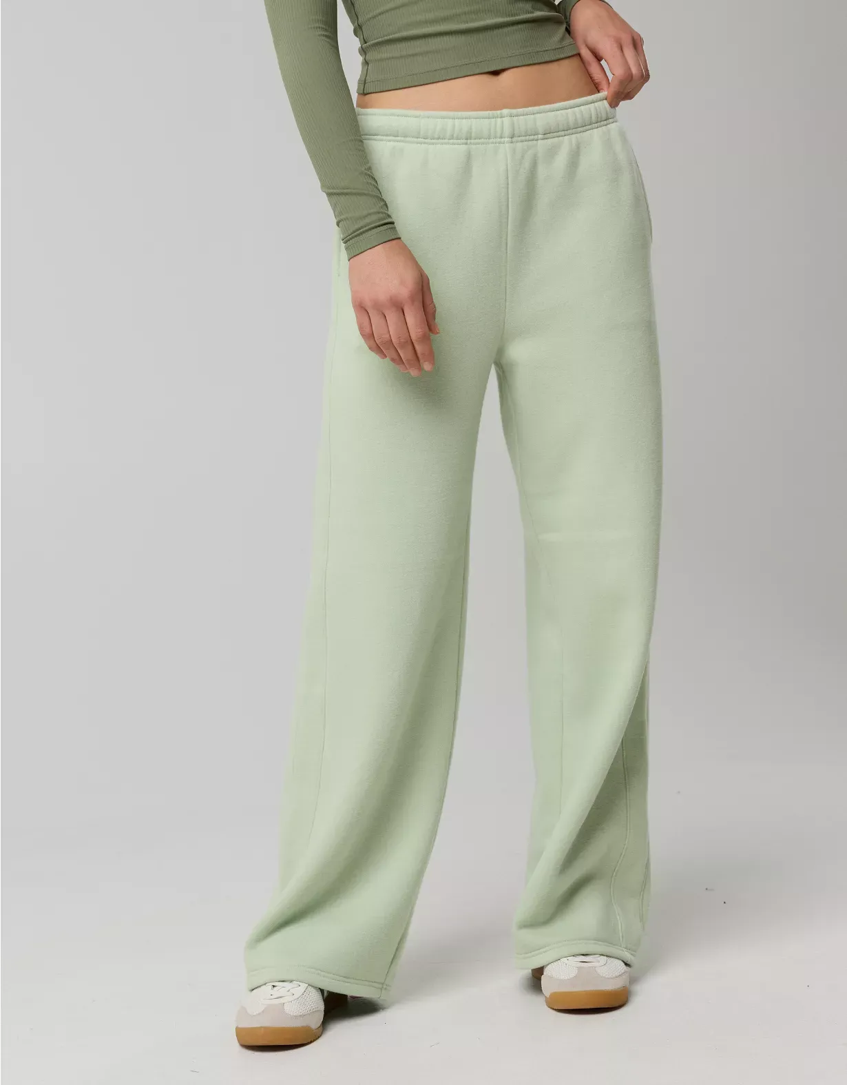 🔥 6-Color 6-Set - $26.9 Today 🔥Cloud Fleece Oversized Mockneck Sweatshirt+Barrel Sweatpant Matching Sets