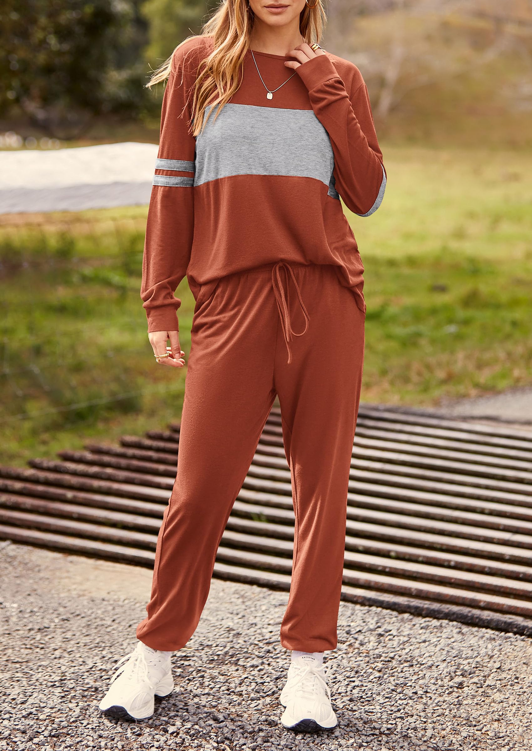 Women Color Block 2 Piece Sets Tracksuit,Caramel,S