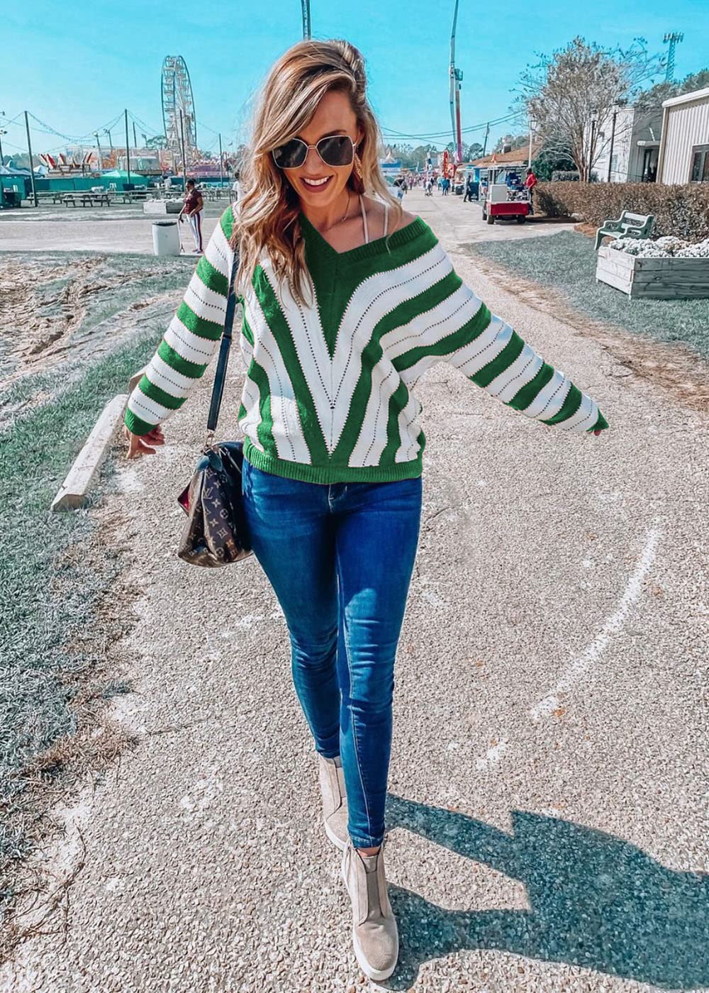 Women's V Neck Striped Knit Pullover Sweater