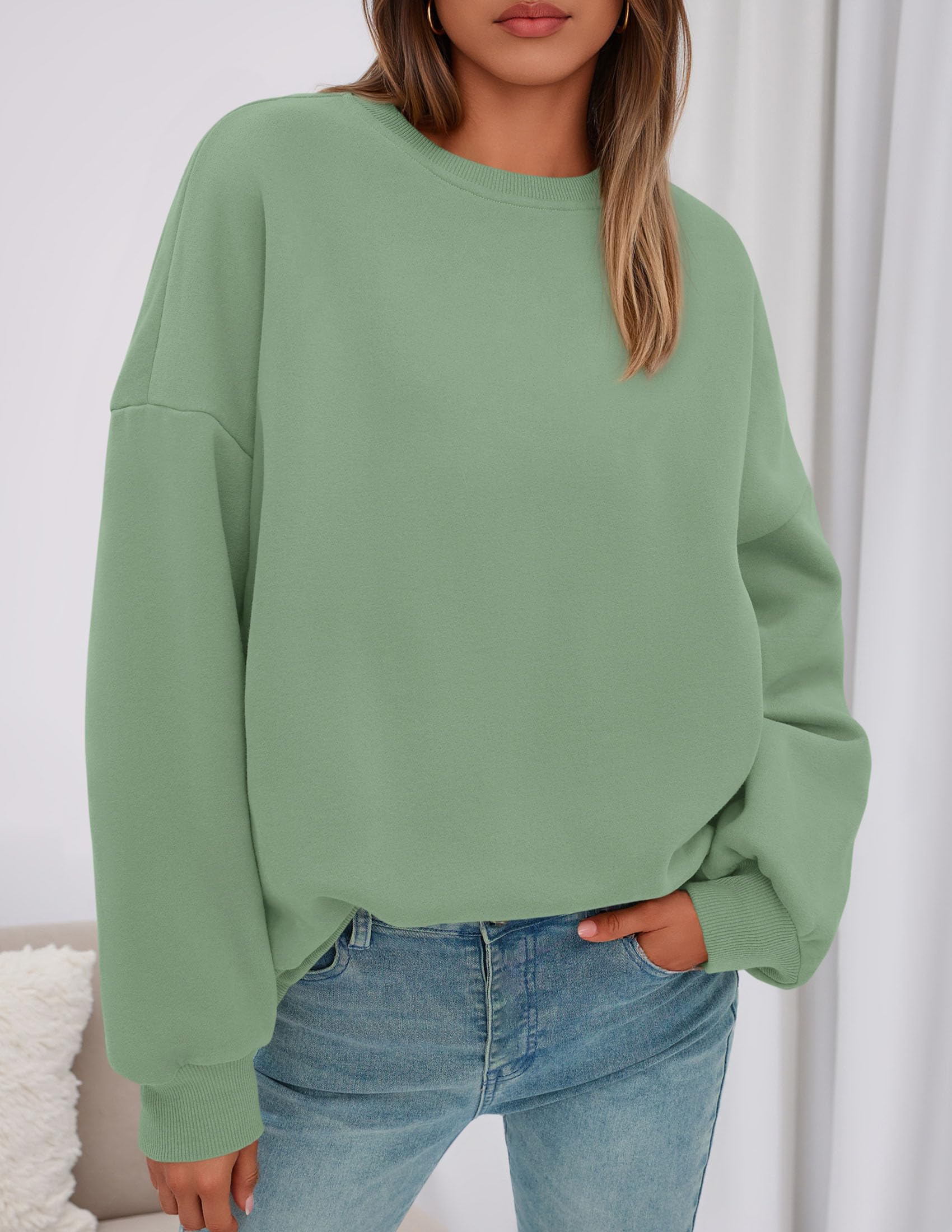Womens Oversized Crewneck Sweatshirt 2026 Fall Outfits