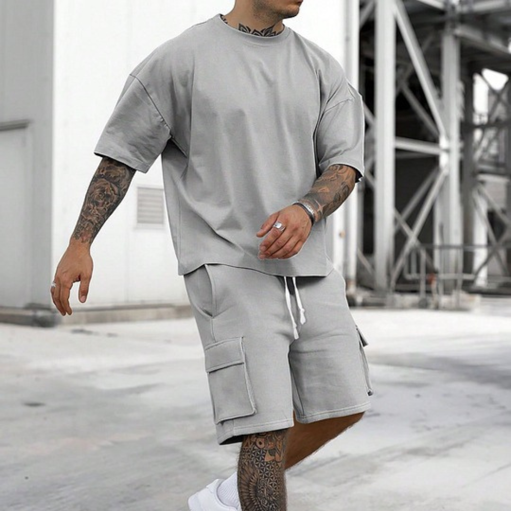 Men's Solid Tee & Cargo Shorts Set
