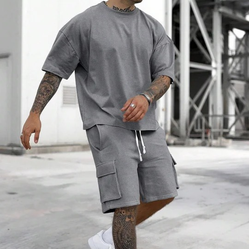 Men's Solid Tee & Cargo Shorts Set