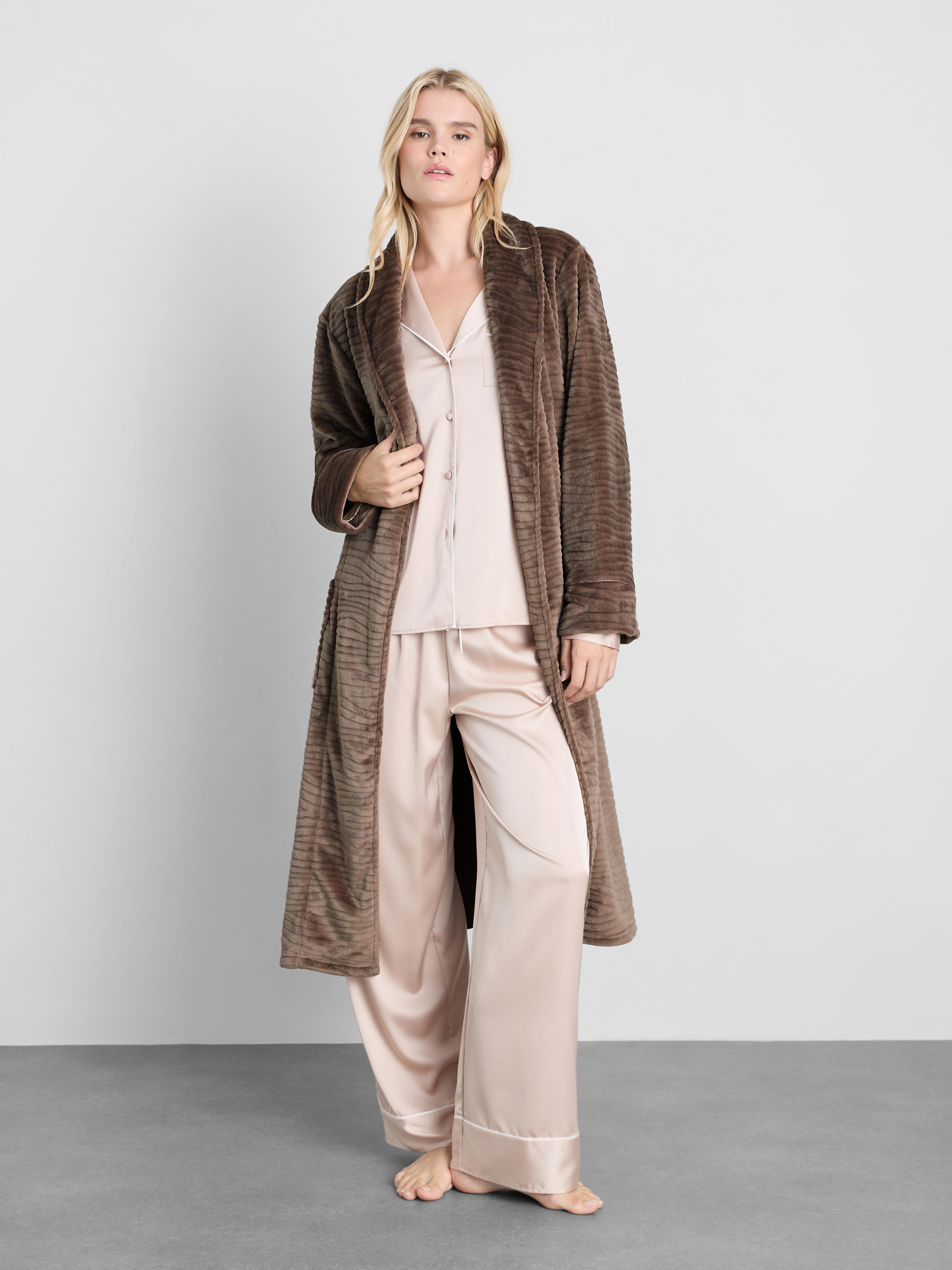 Plush Maxi Bath Robe