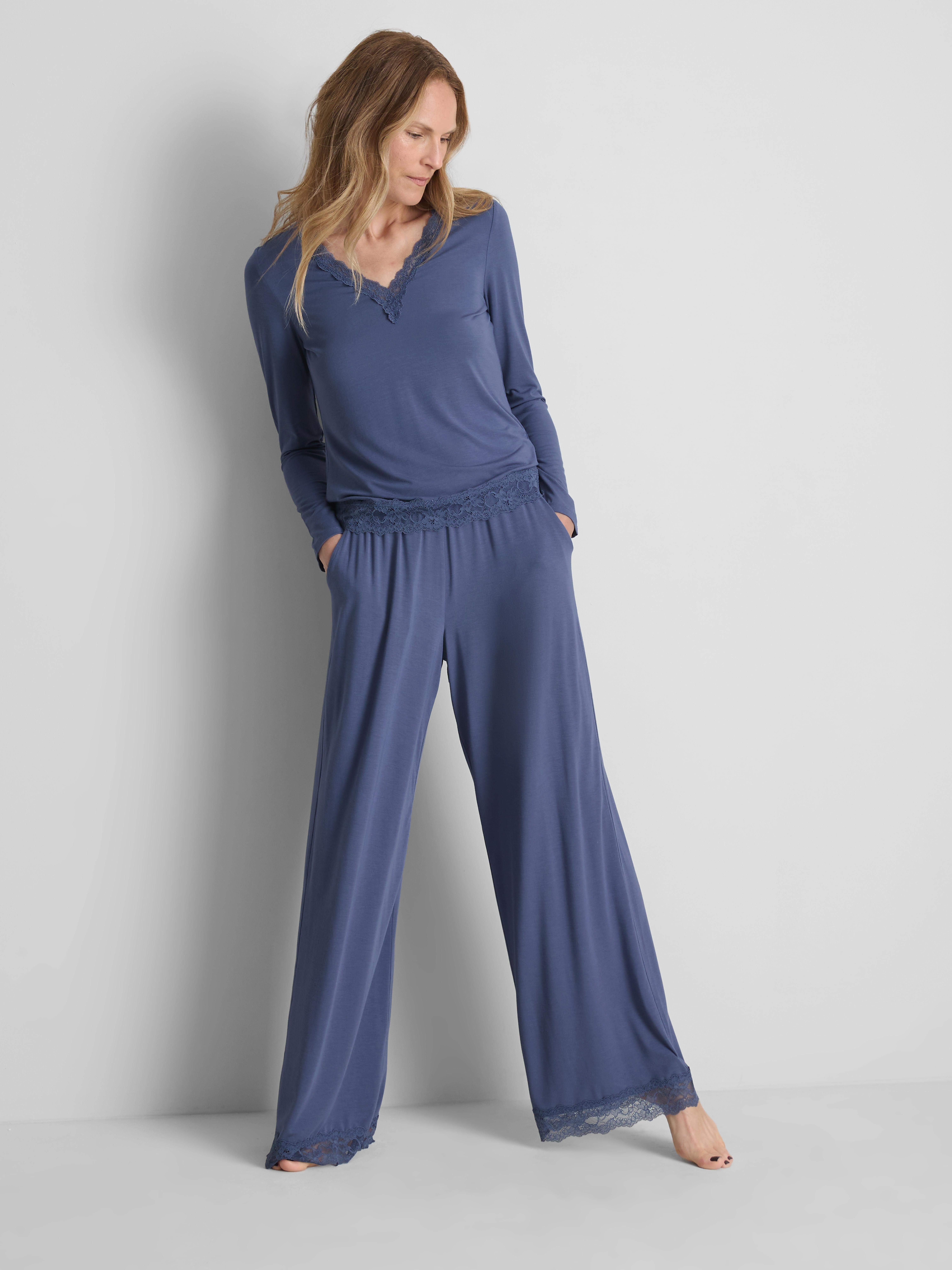Modal-Rich Lace Detail Long Sleeve Pajama Top