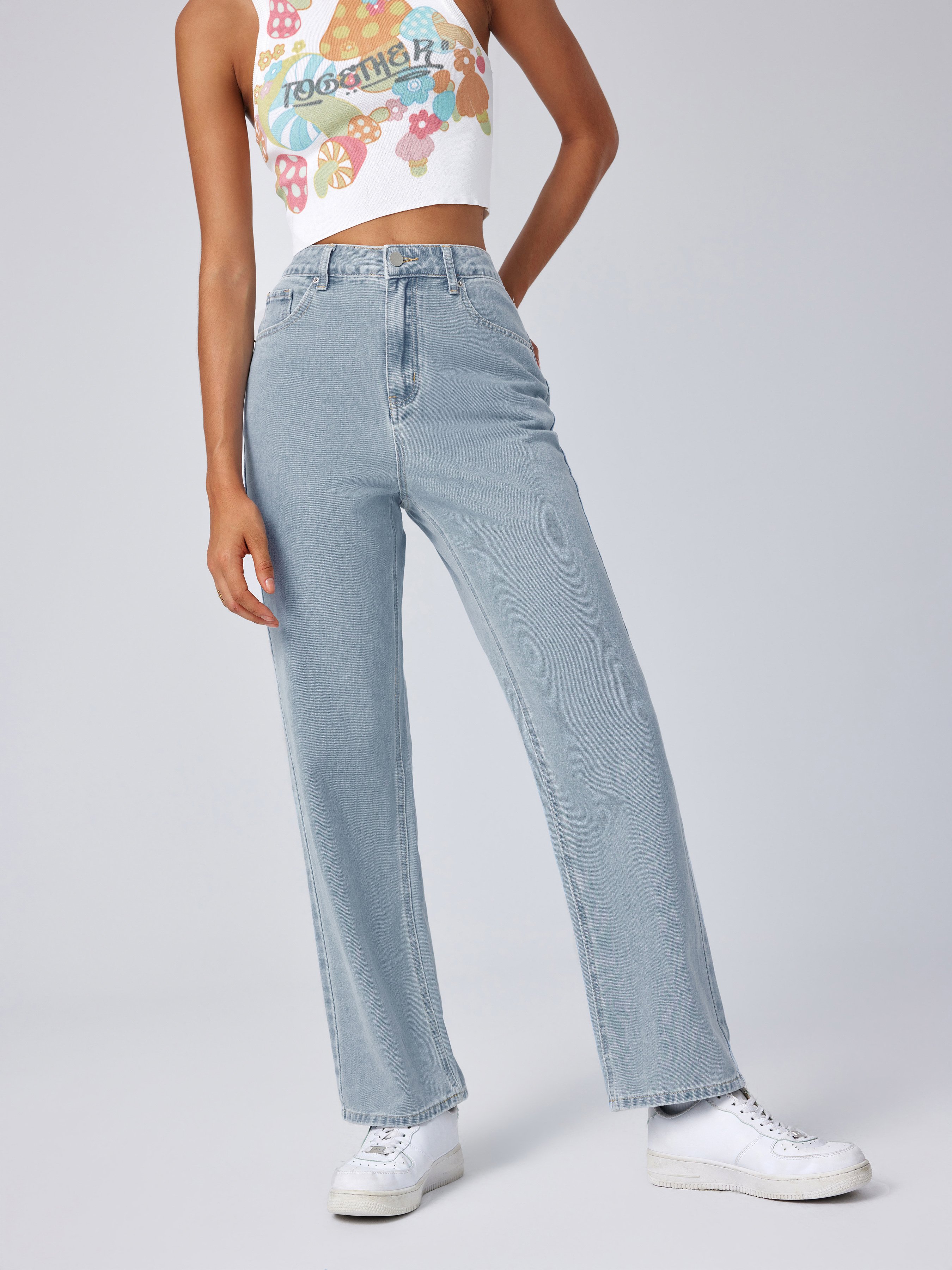 Solid High Rise Pocket Straight Leg Jeans