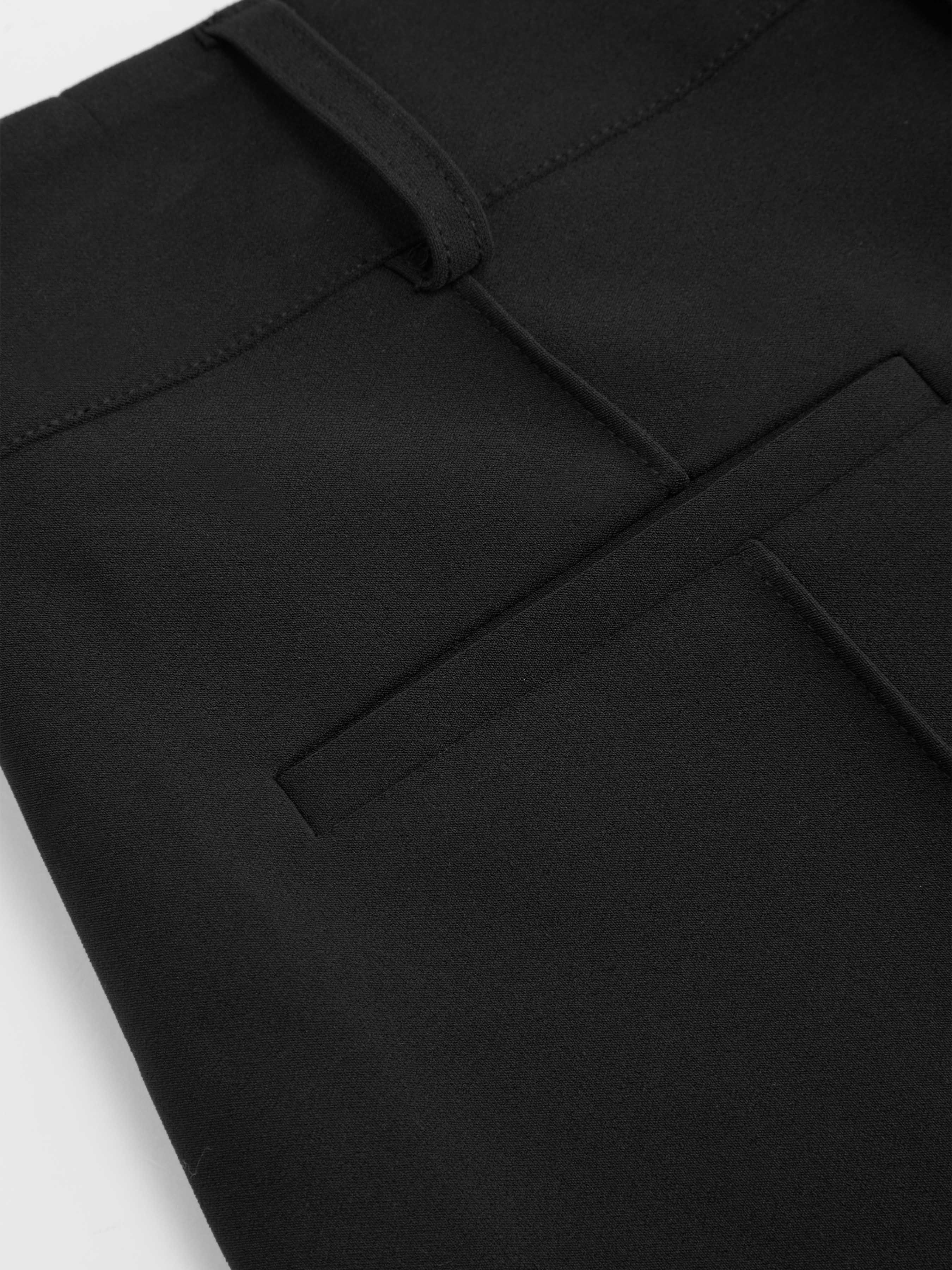 Mid Rise Pleated Straight Leg Trousers - Black