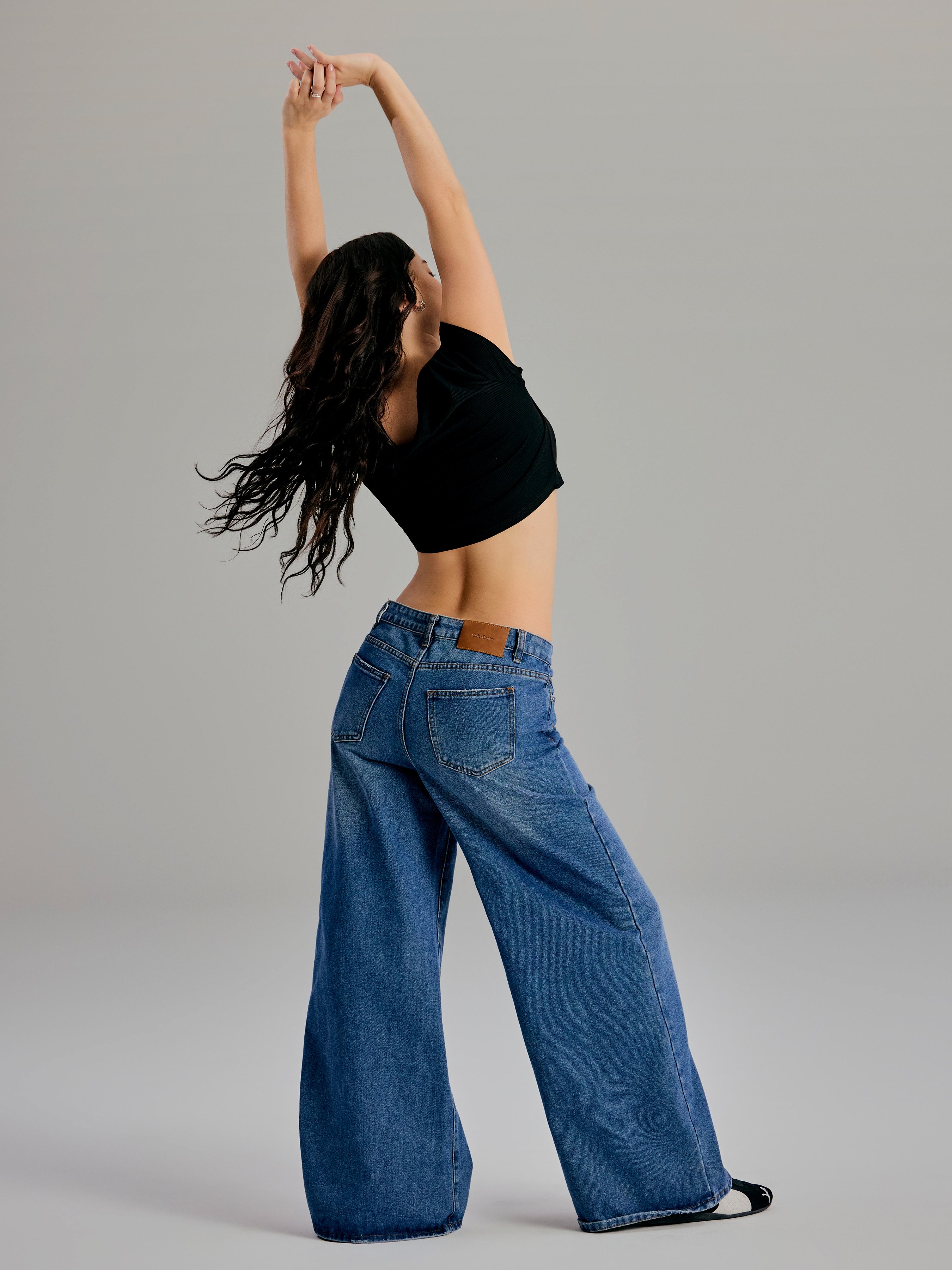 Denim Low-Rise Baggy Trousers - Navy Blue