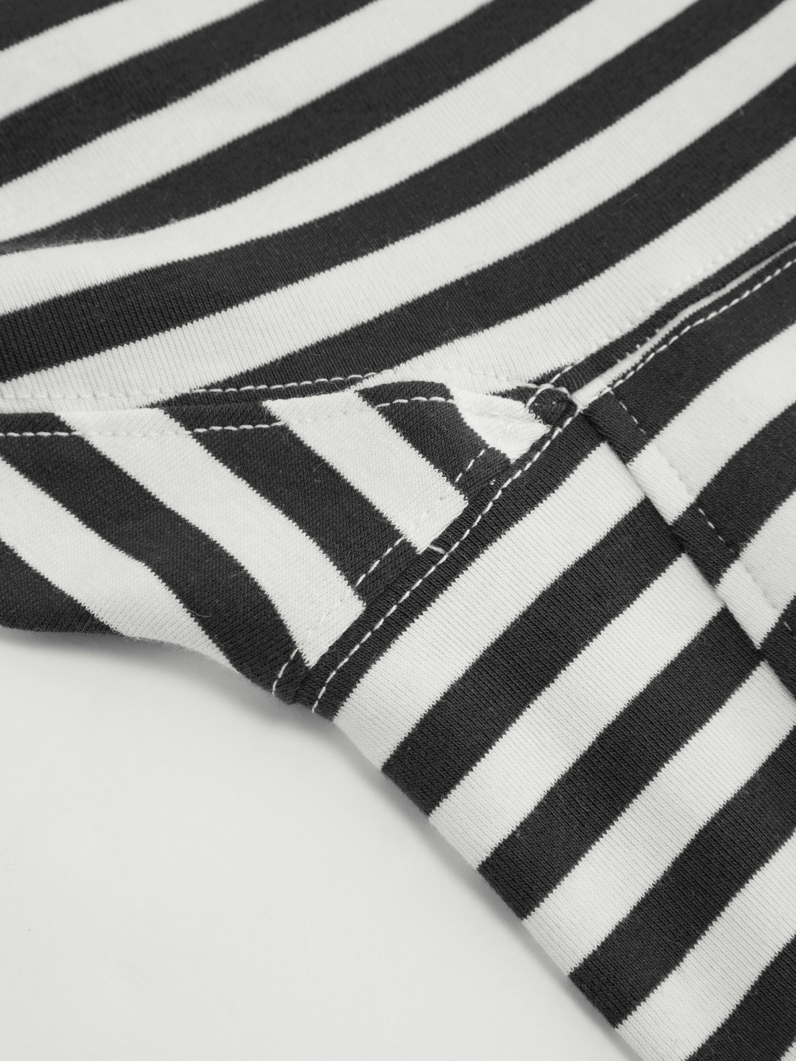 Cotton-blend Stripe Round Neckline Mid-length Sleeve Cinched Waist Tee - Black & White