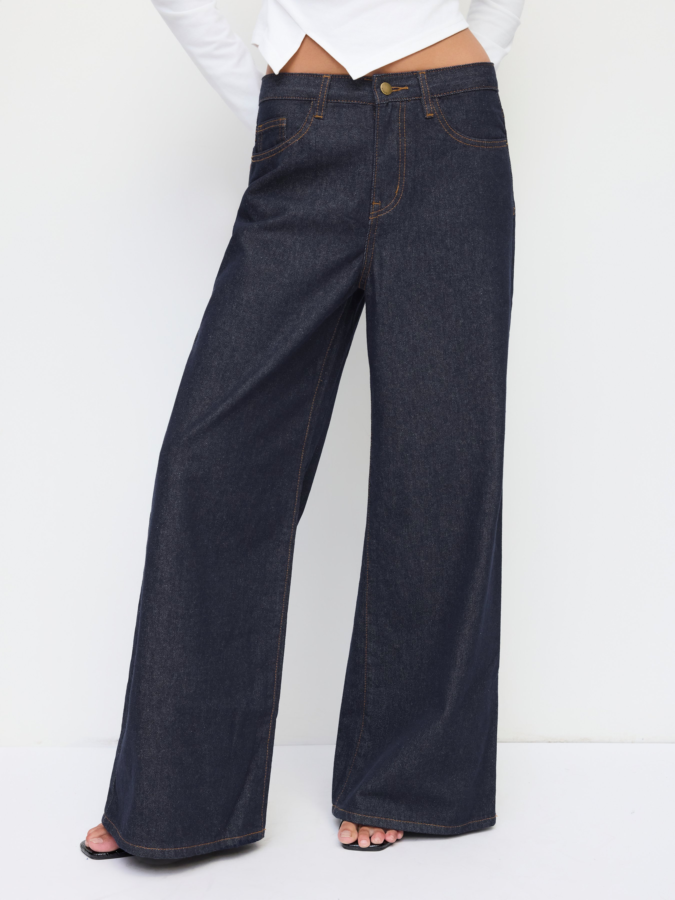 Denim Low-Rise Baggy Trousers - Dark denim