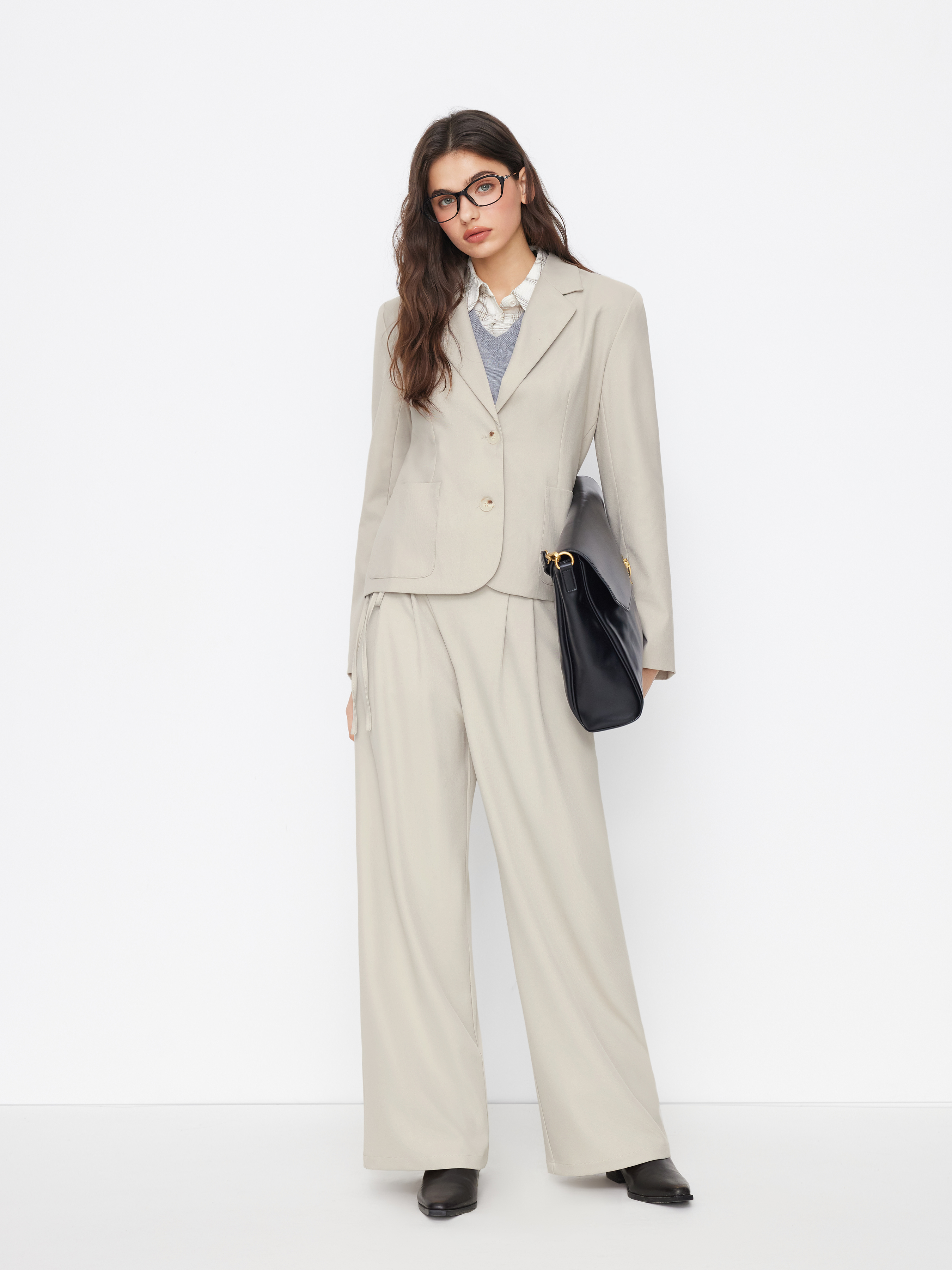 Mid Rise Tie Side Knotted Pleated Wide Leg Trousers - Beige