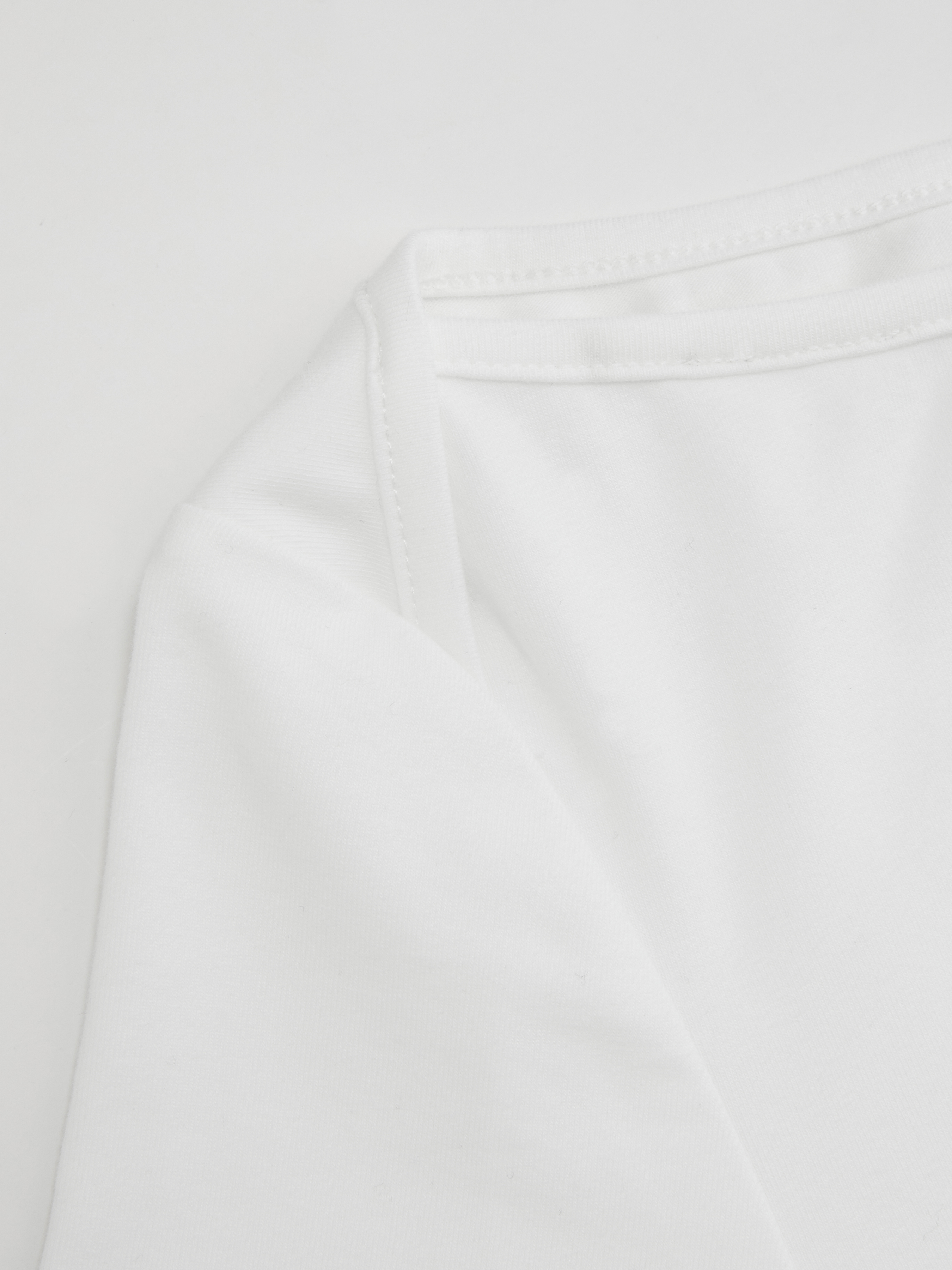 Knit Fabric Boat Neck Curved-Hem 3/4 Long Sleeve Tee - White