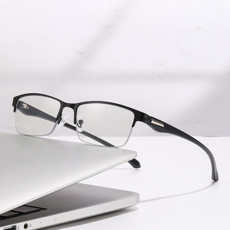 Photochromic Progressive Multifocal Glasses