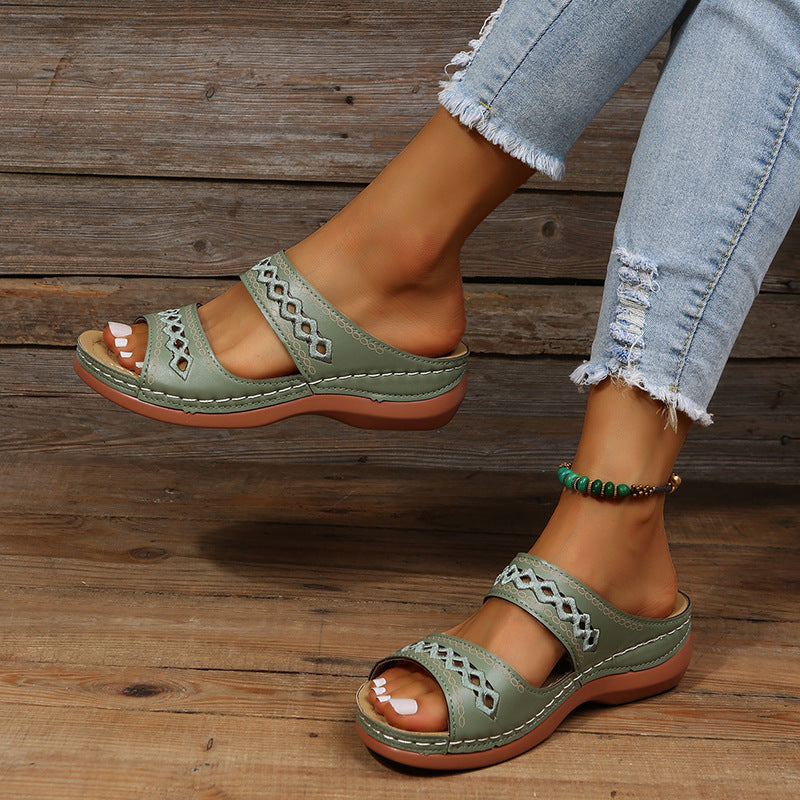 Ladies Cutout Flat Casual Slippers-Comfort & Reliable