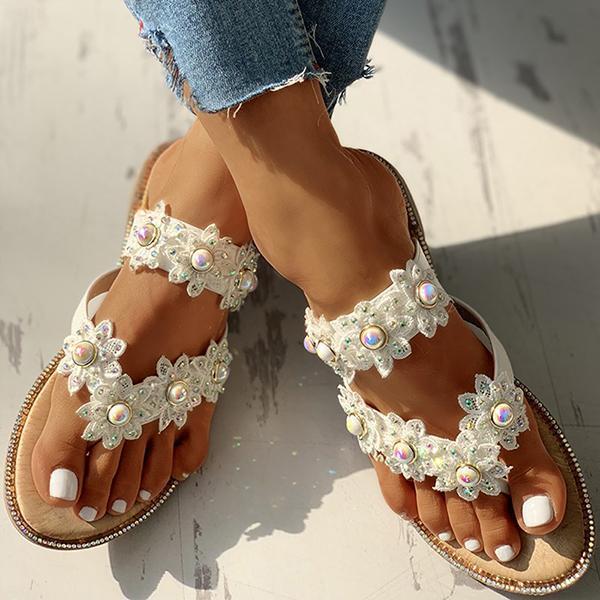 Studded Toe Post Flat Slipper-Comfort & Reliable