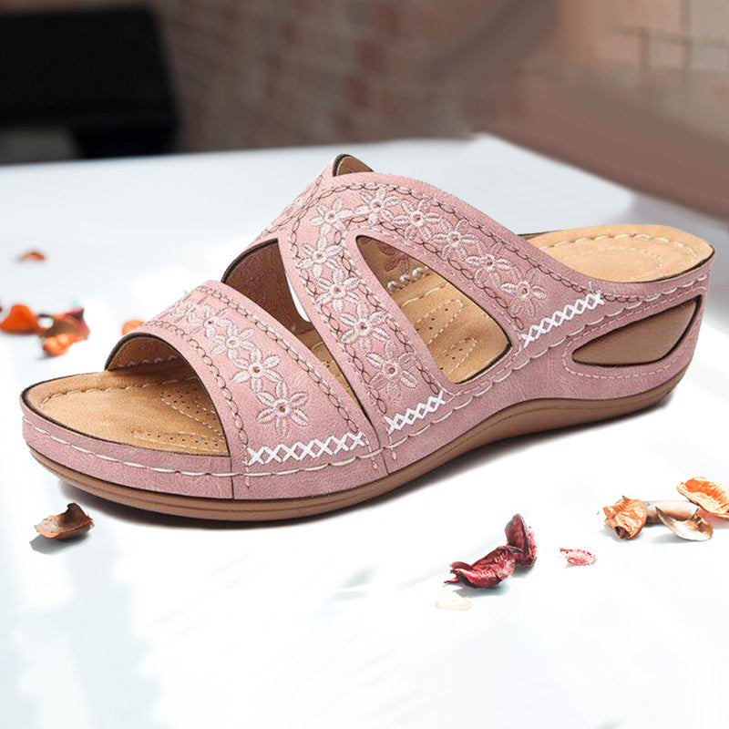 Women's Casual Slope With Embroidered Slippers-Comfort & Reliable