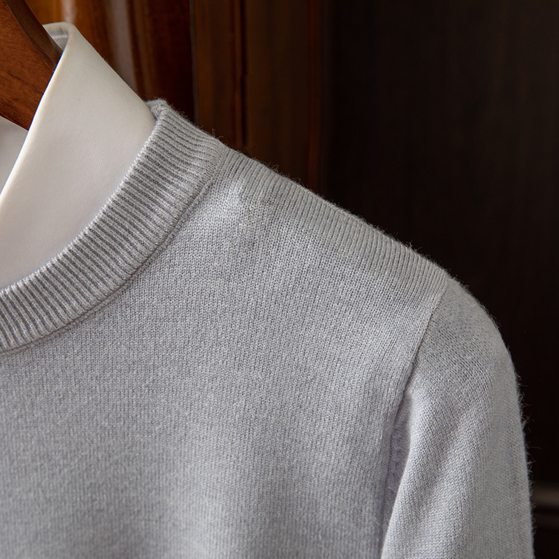 Men's Long Sleeve Cashmere Sweater-Comfort & Reliable