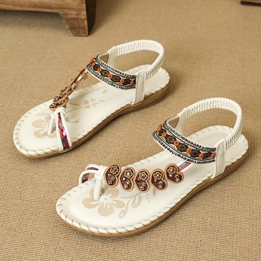 🔥Last Day Promotion 50% OFF🔥Women's Elegant Rhinestone Heart Flat Sandals-Comfort & Reliable