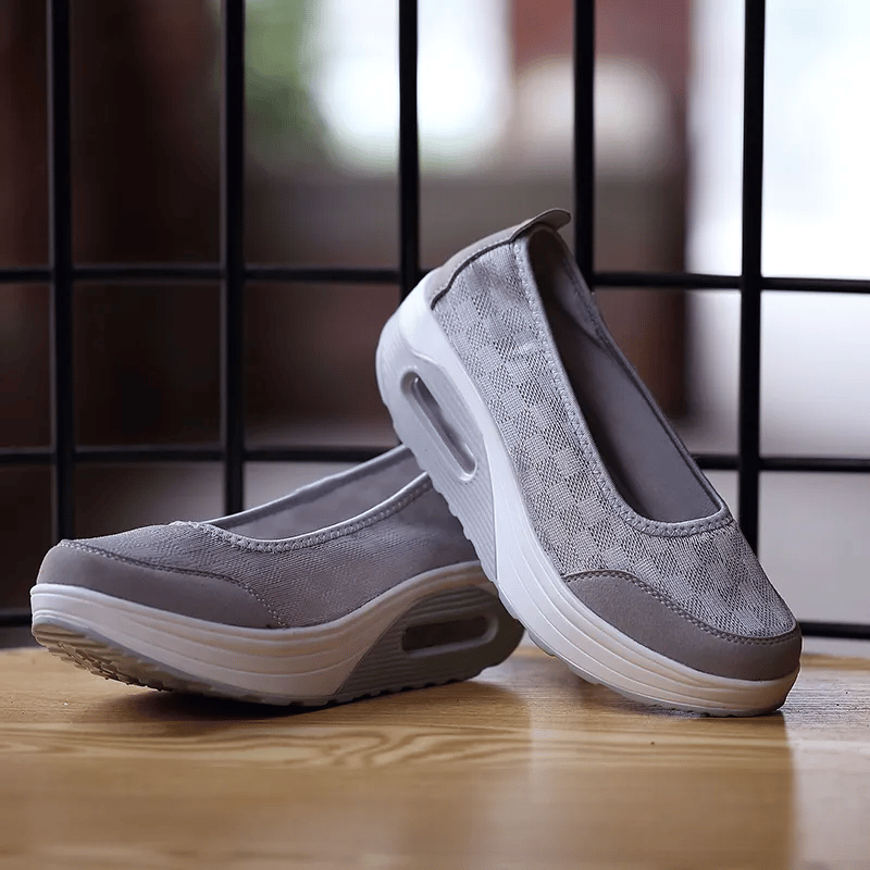 🌸🎉 Trendy Must-Have! Only a Few Left! ✨🥿💫Women's Daily Comfortable Breathable Shockproof Arch Support Orthopedic Slip-on Sneakers-Comfort & Reliable