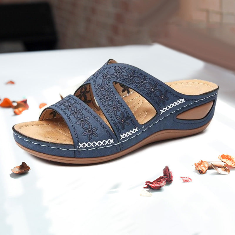 Women's Casual Slope With Embroidered Slippers-Comfort & Reliable