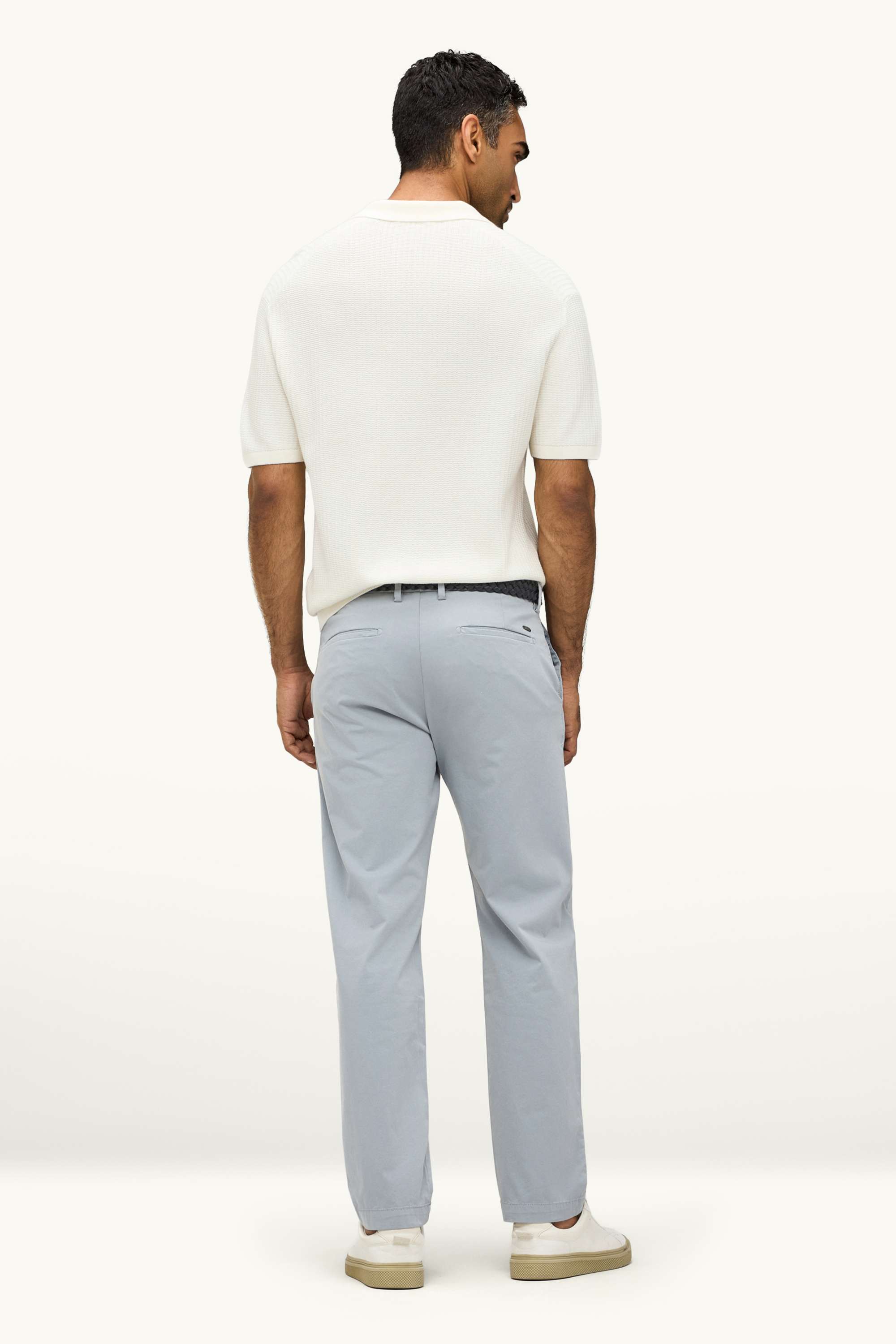 Chinos with belt gray