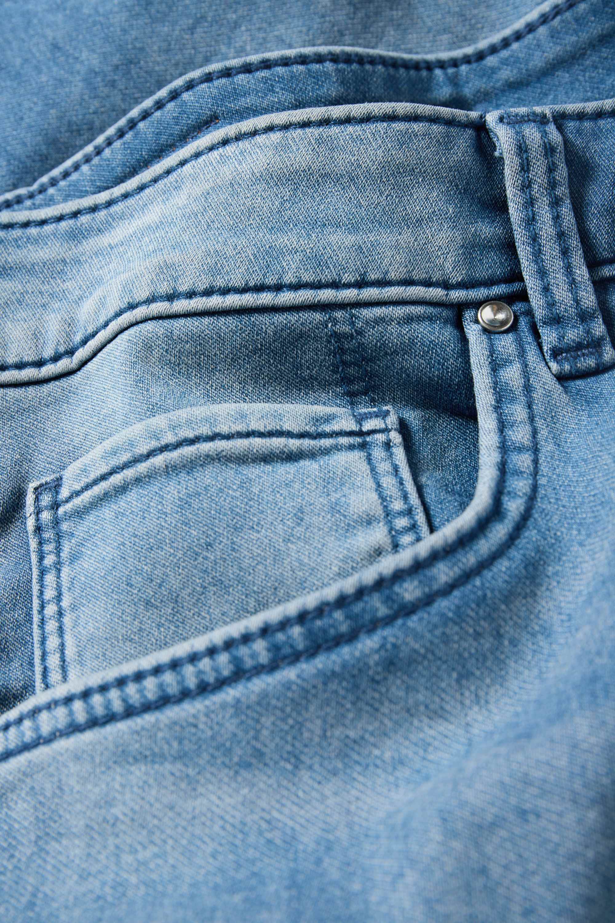 Denim Bermuda shorts - mid-rise waist - jog denim blue