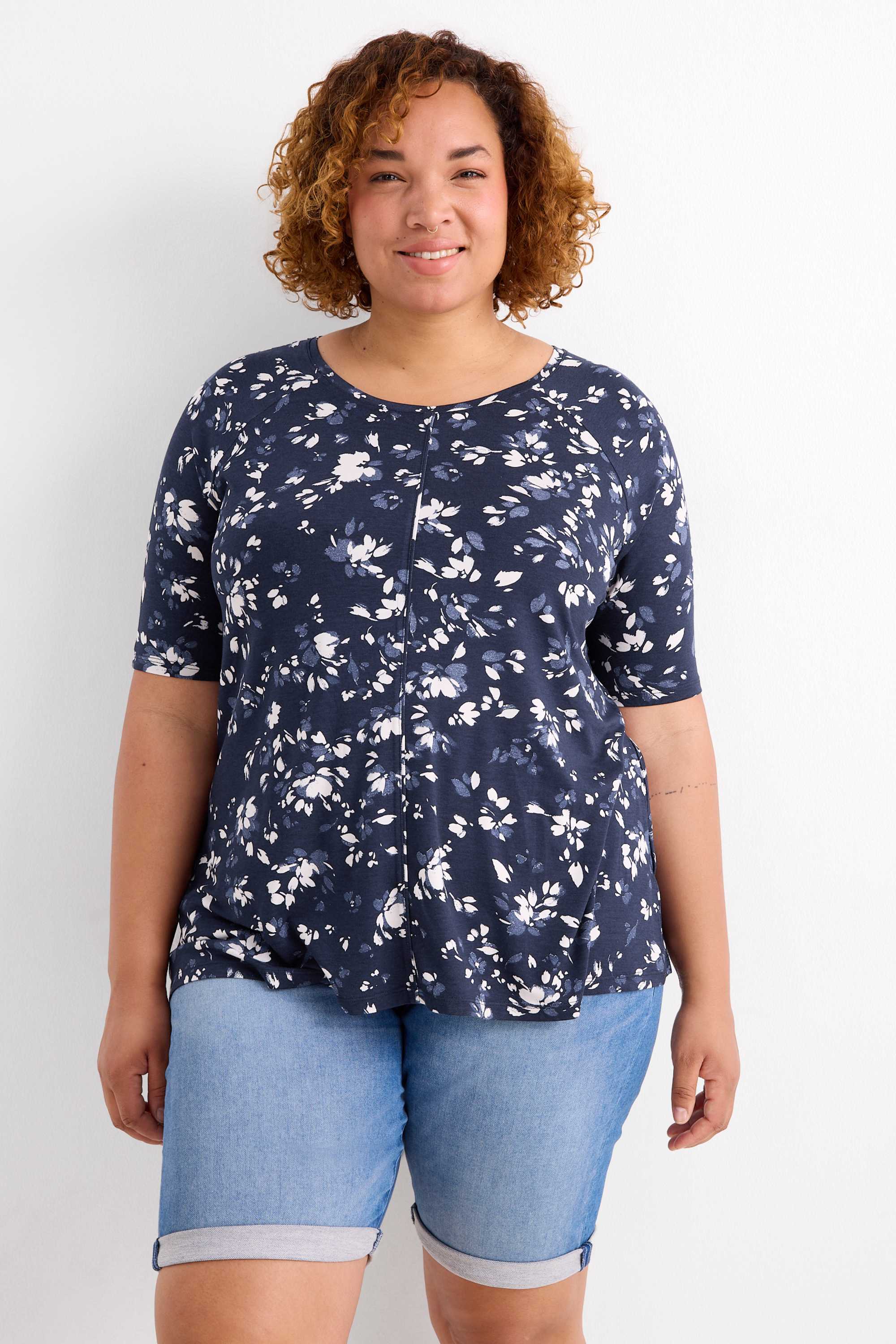 T-shirt - floral dark blue