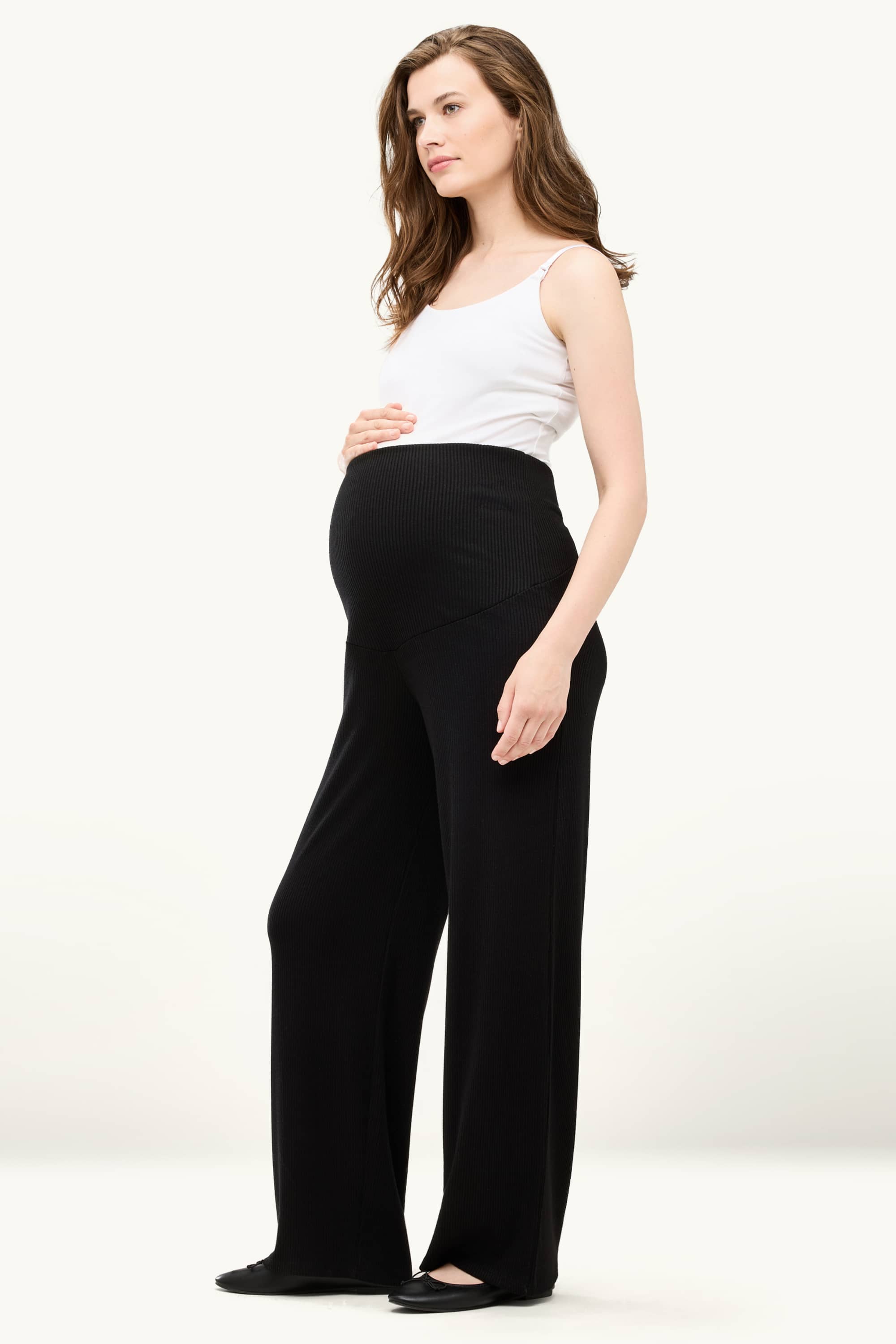 Jersey maternity trousers - ribbed black (1)