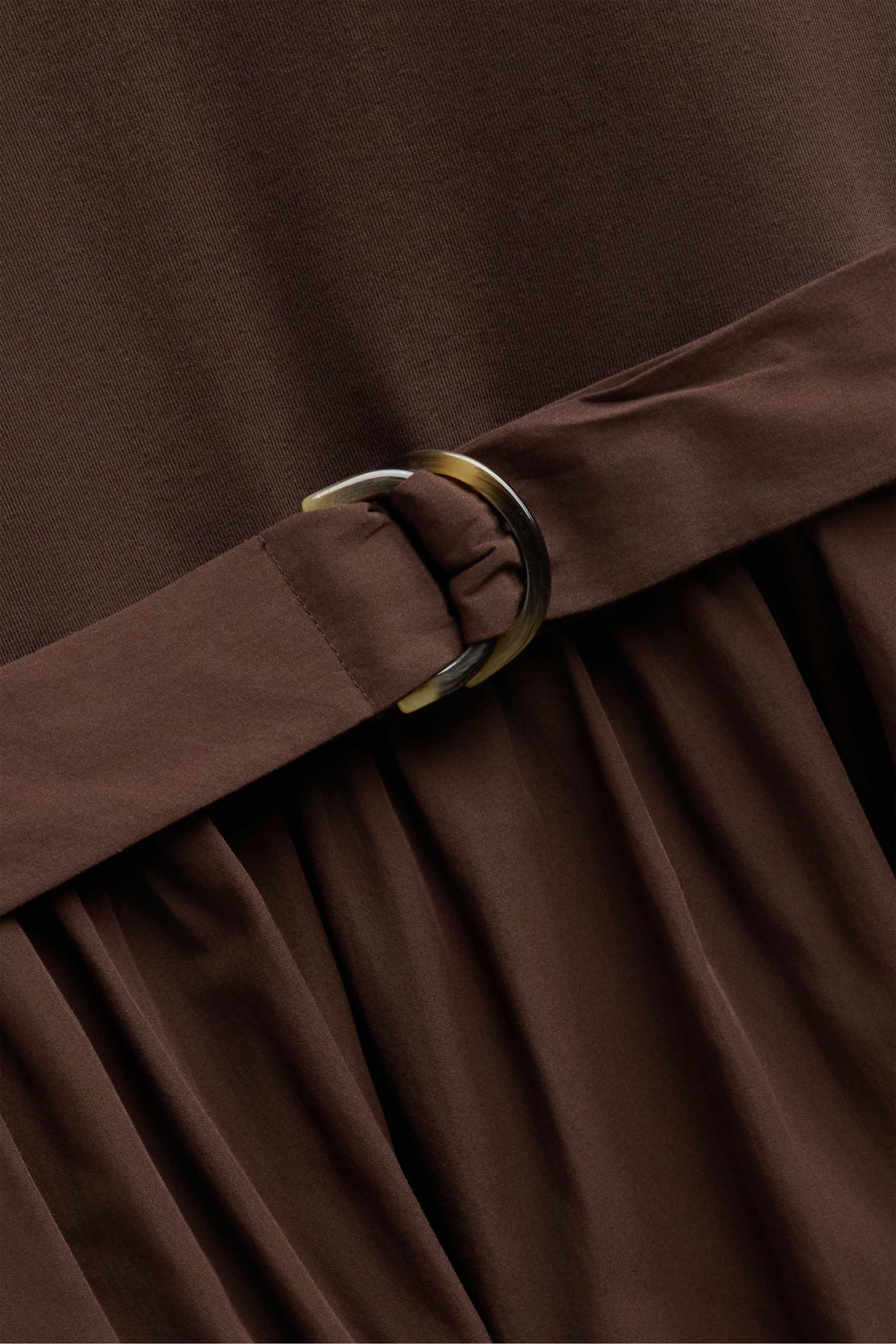 Fit & flare dress with belt dark brown