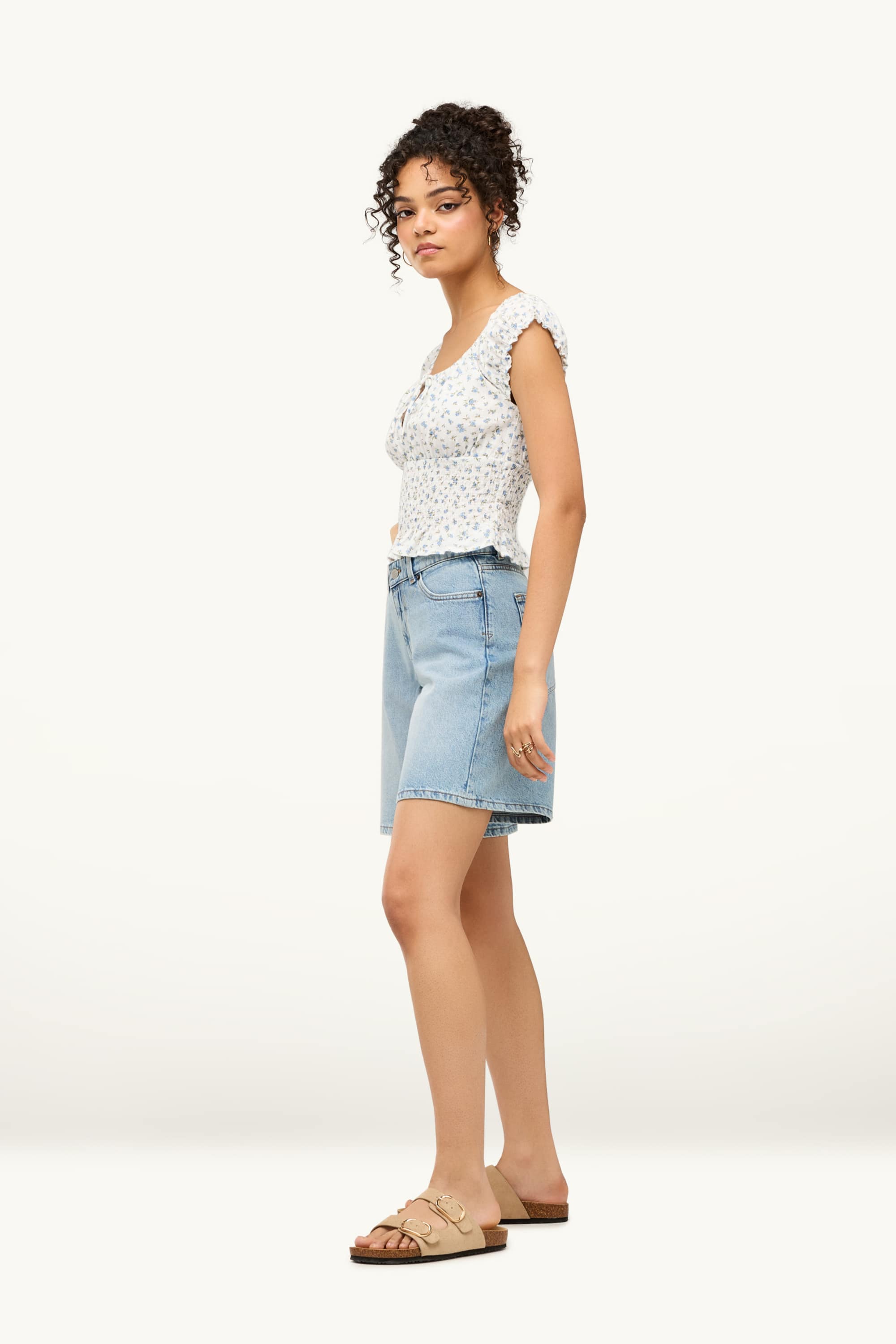 Denim Bermuda shorts - low-rise waist light blue