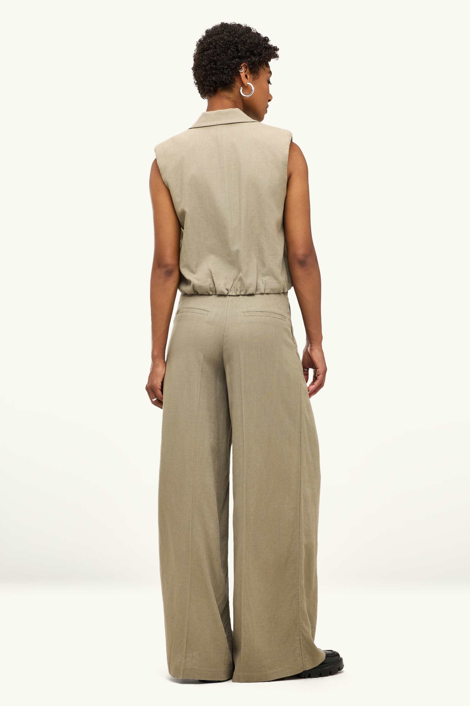 Cloth trousers - mid-rise waist - wide leg khaki