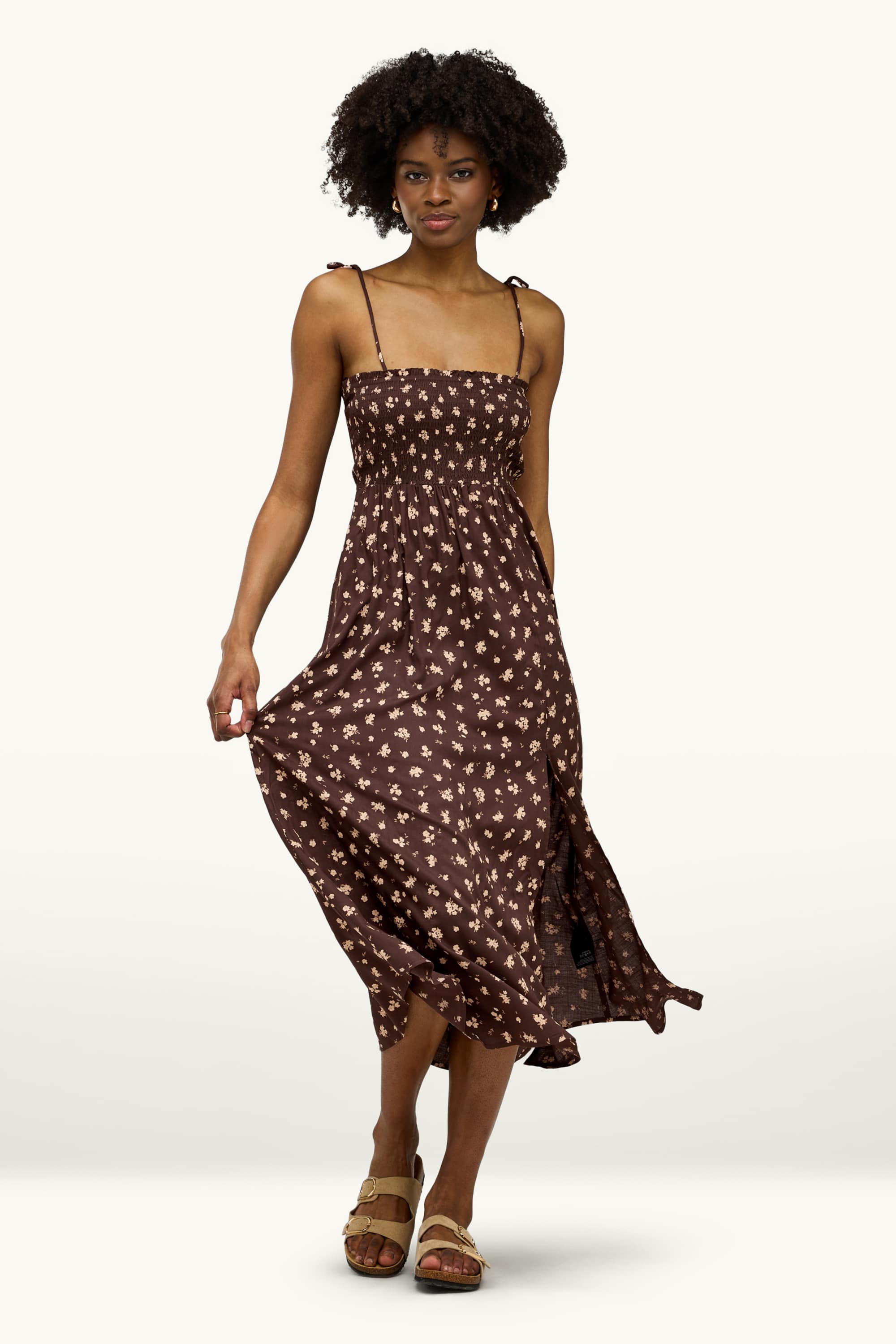 Fit & flare dress - floral - smocked dark brown