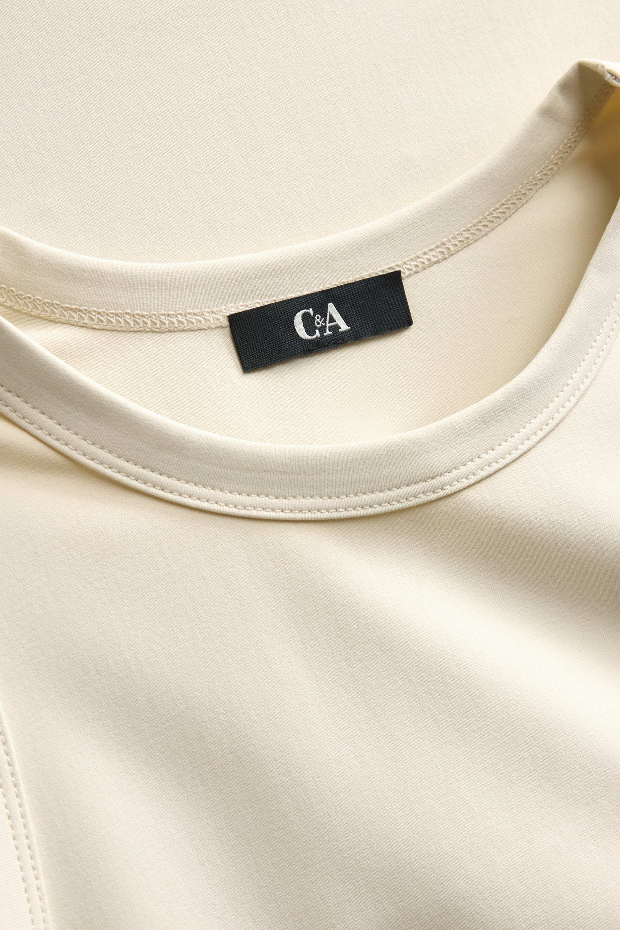 Top white