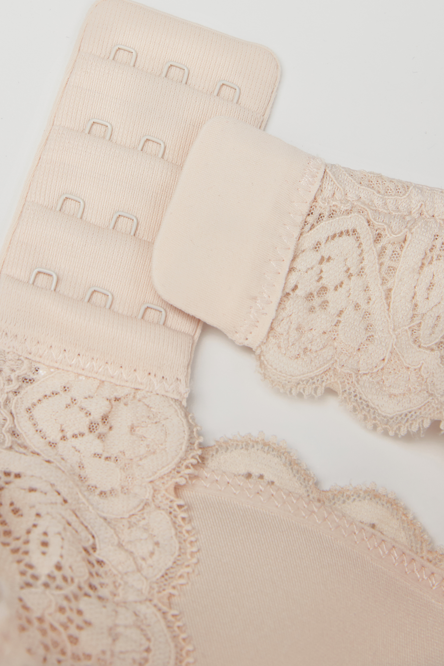 Francesca Lace Balconette Bra