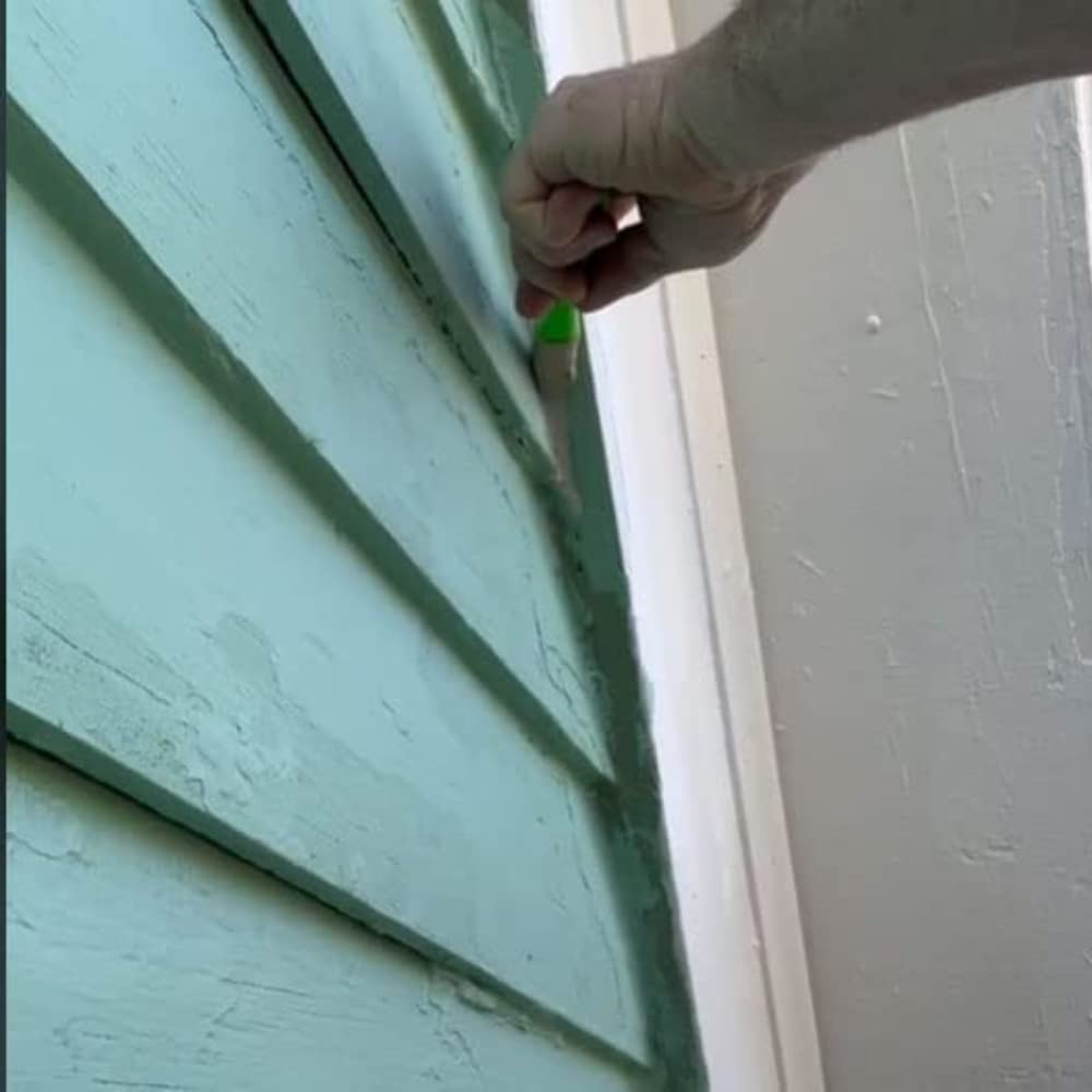 A Caulk Smoothing Tool Providing Smooth Finishing to Caulks Like a Professional. Comfort Grip, Durable and Easy to Use. Saves Your Fingers from Splinters and Soreness