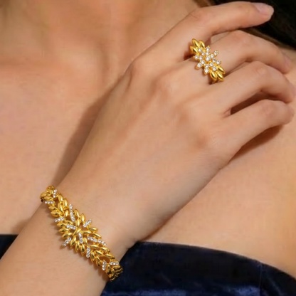 Gold-Tone Floral Teardrop Jewelry Set, 4 Pcs